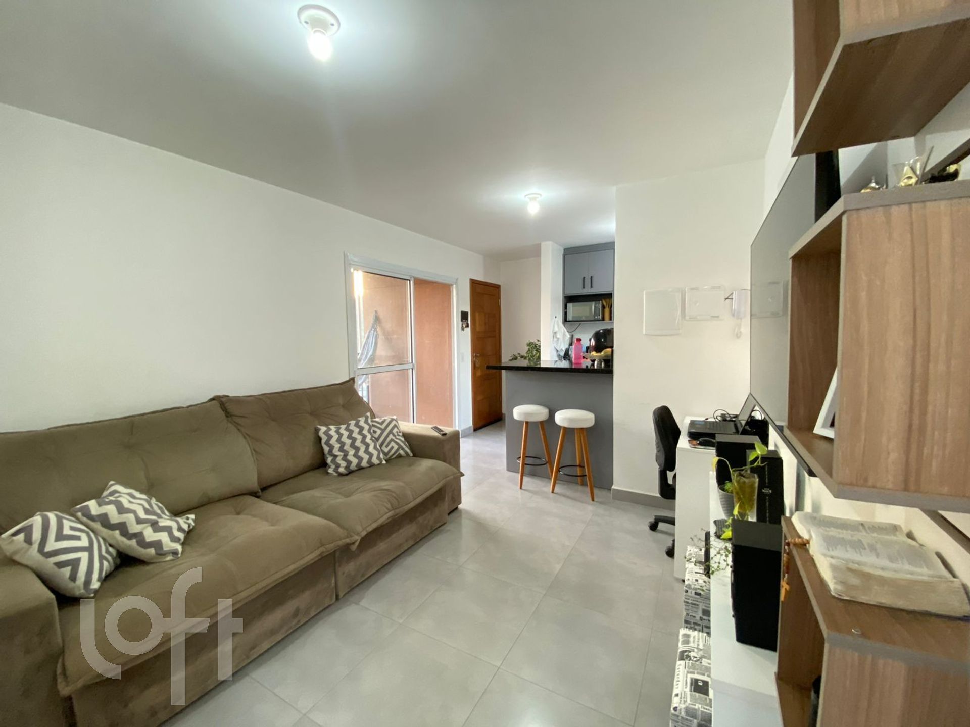 Apartamento à venda com 1 quarto, 75m² - Foto 1