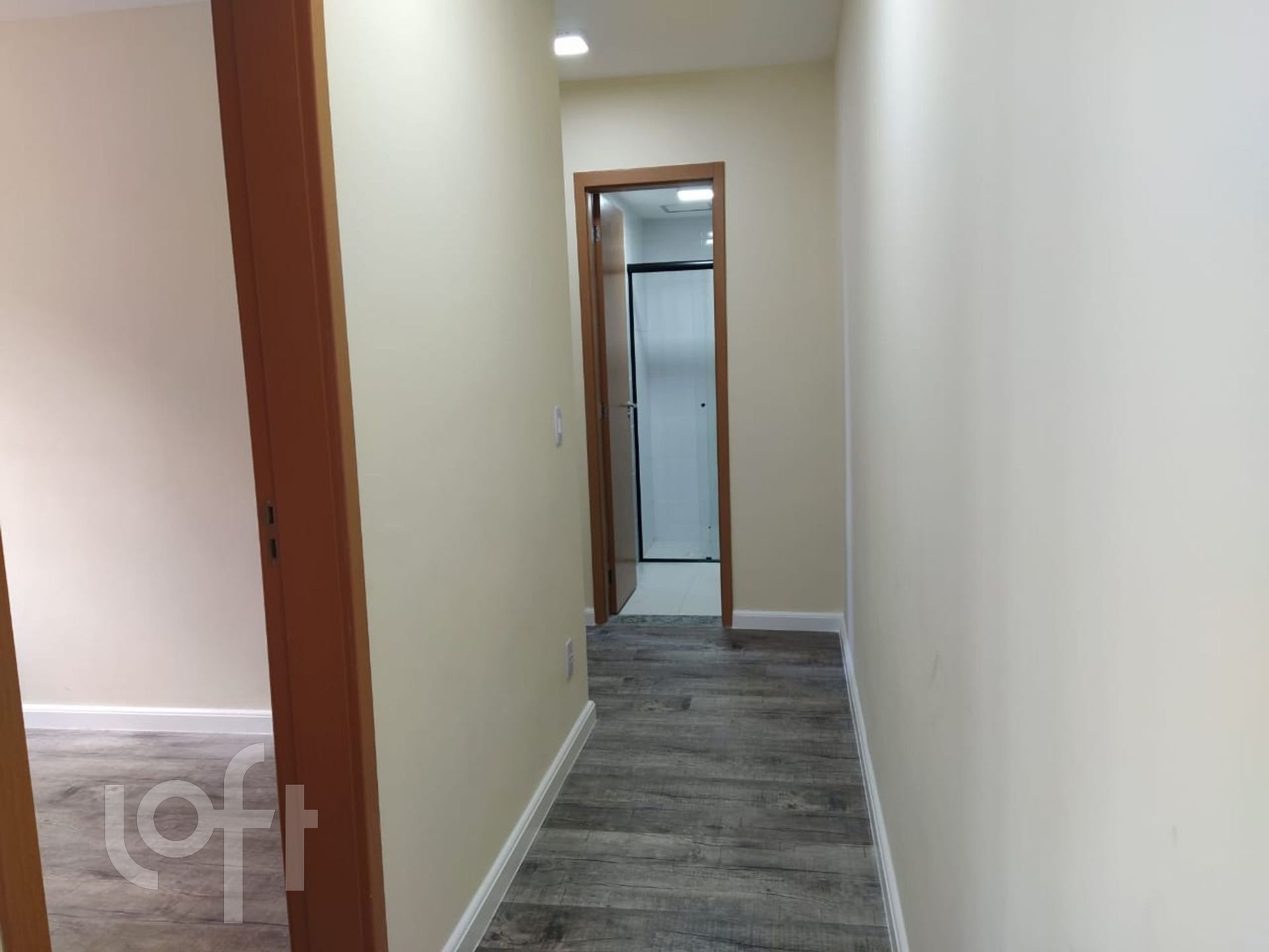 Apartamento à venda com 2 quartos, 52m² - Foto 2