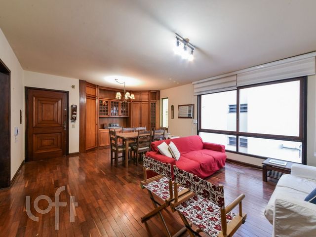 Apartamento com 123m², 3 dormitórios, 1 suíte, 1 vaga, Petrópolis em Porto Alegre