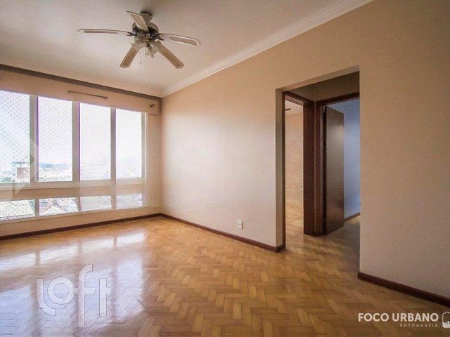 Apartamento com 76m², 2 dormitórios, 1 vaga, Santa Cecília em Porto Alegre