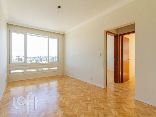 Apartamento com 76m², 2 dormitórios, 1 vaga, Santa Cecília em Porto Alegre