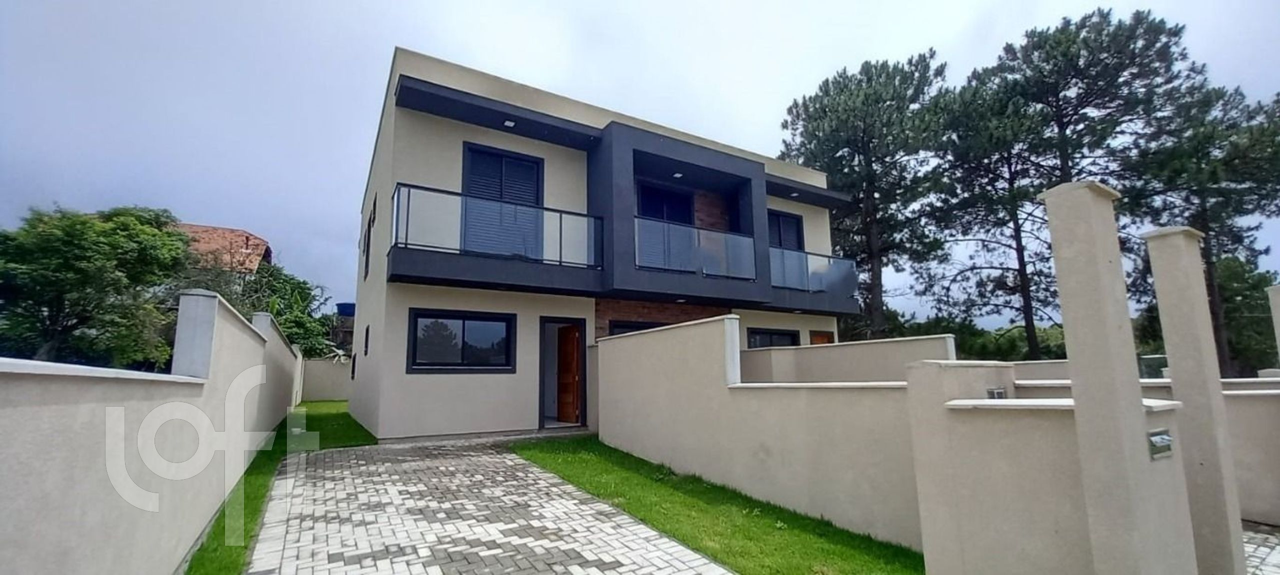 Casa Residencial com 91m², 2 quartos, 2 suítes, 1 garagem, no bairro São João do Rio Vermelho em Florianópolis