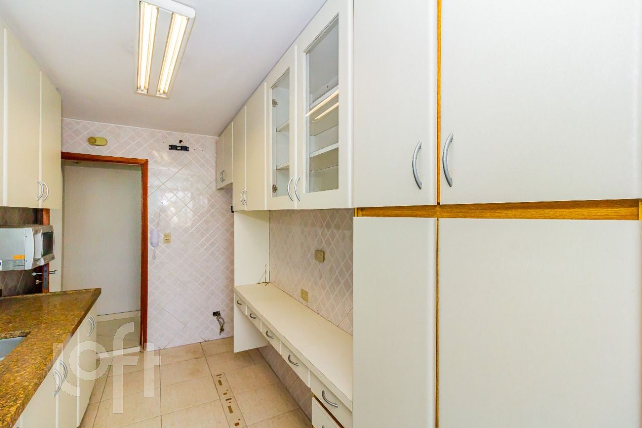 Apartamento à venda com 3 quartos, 80m² - Foto 10