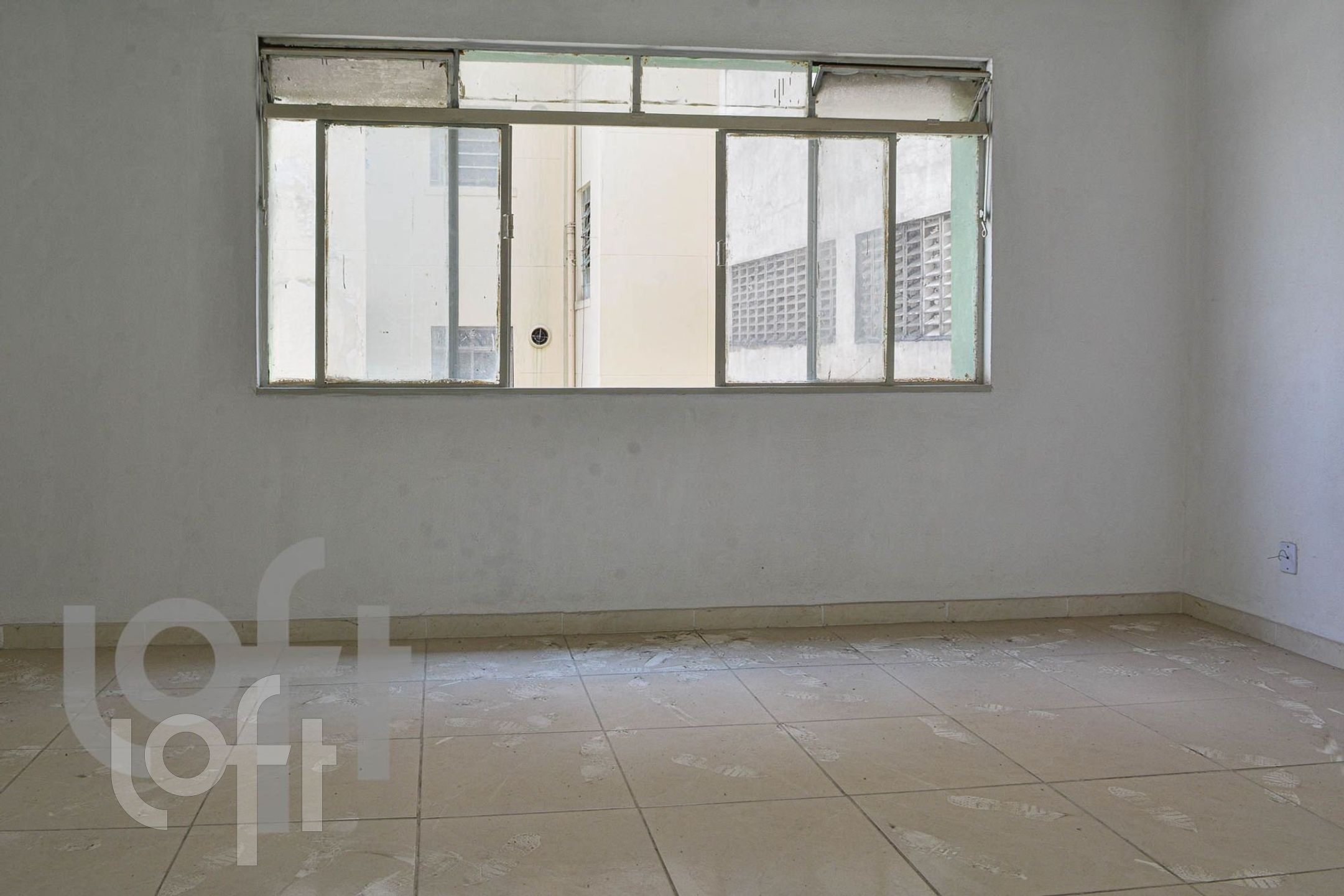 Apartamento à venda com 1 quarto, 50m² - Foto 9