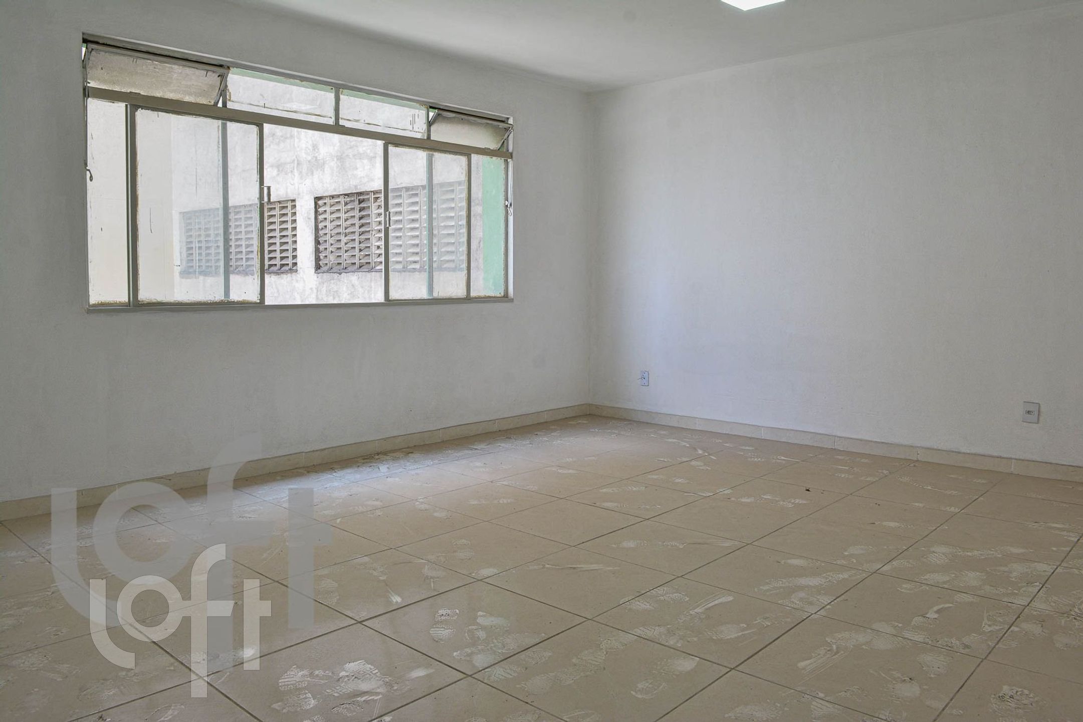 Apartamento à venda com 1 quarto, 50m² - Foto 6