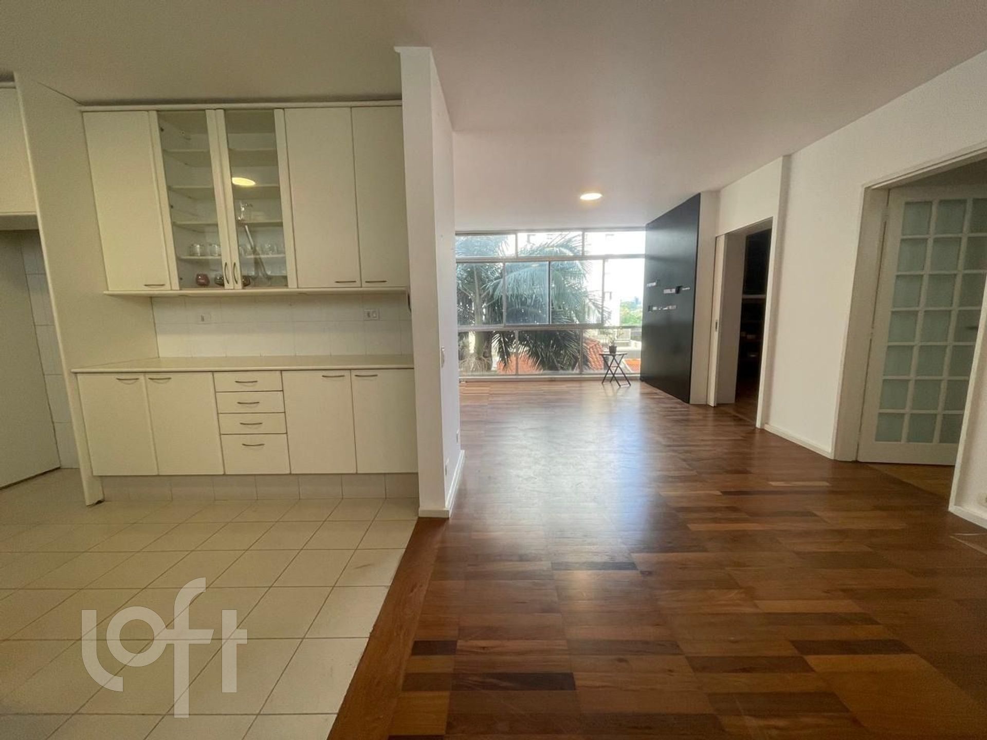 Apartamento à venda com 3 quartos, 170m² - Foto 7