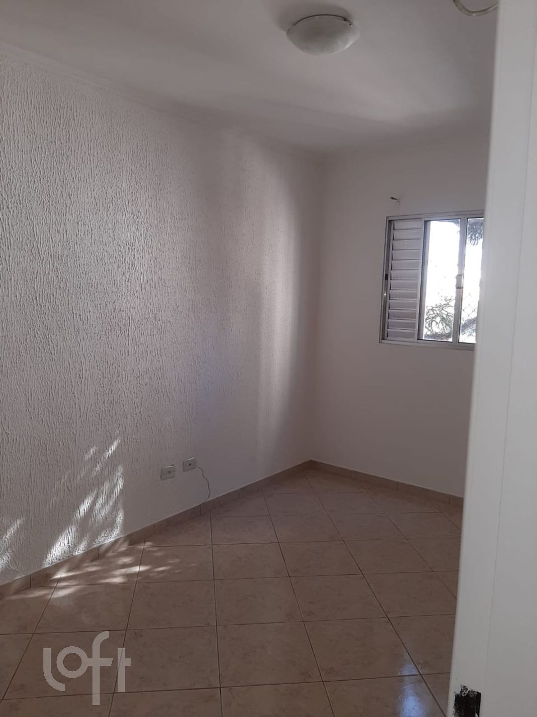 Apartamento à venda com 2 quartos, 63m² - Foto 2