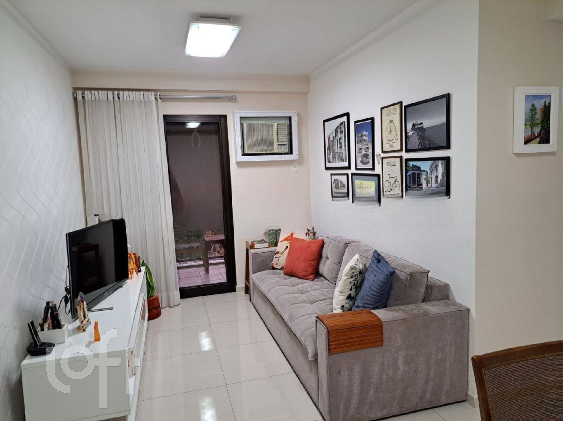 Apartamento à venda com 3 quartos, 84m² - Foto 7