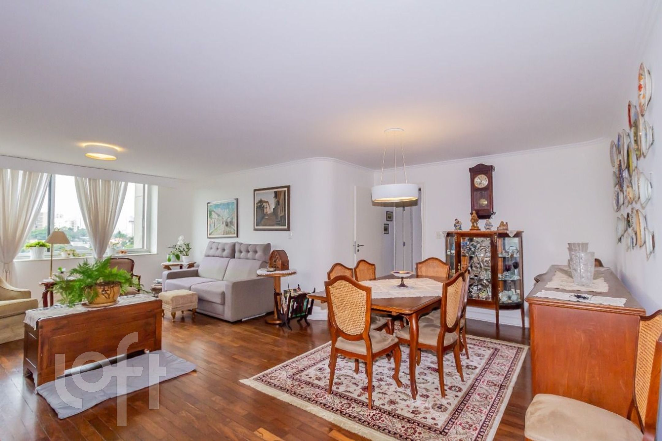 Apartamento de 4 dormitórios em Santo Amaro