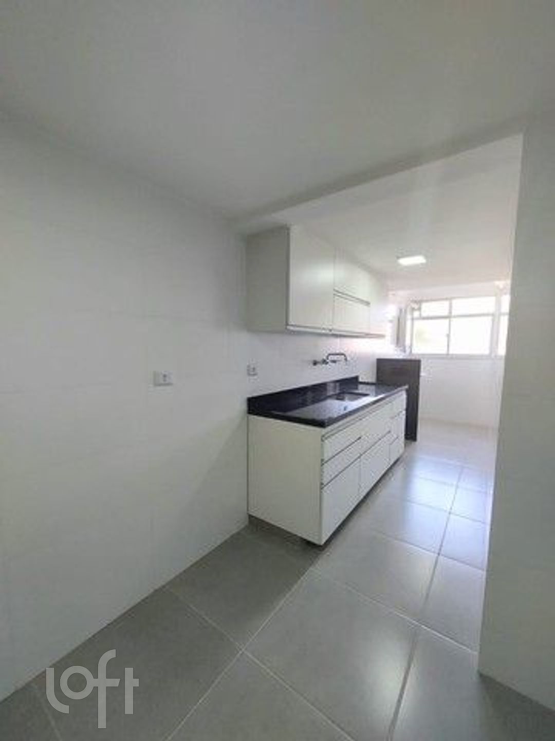 Apartamento à venda com 3 quartos, 90m² - Foto 3