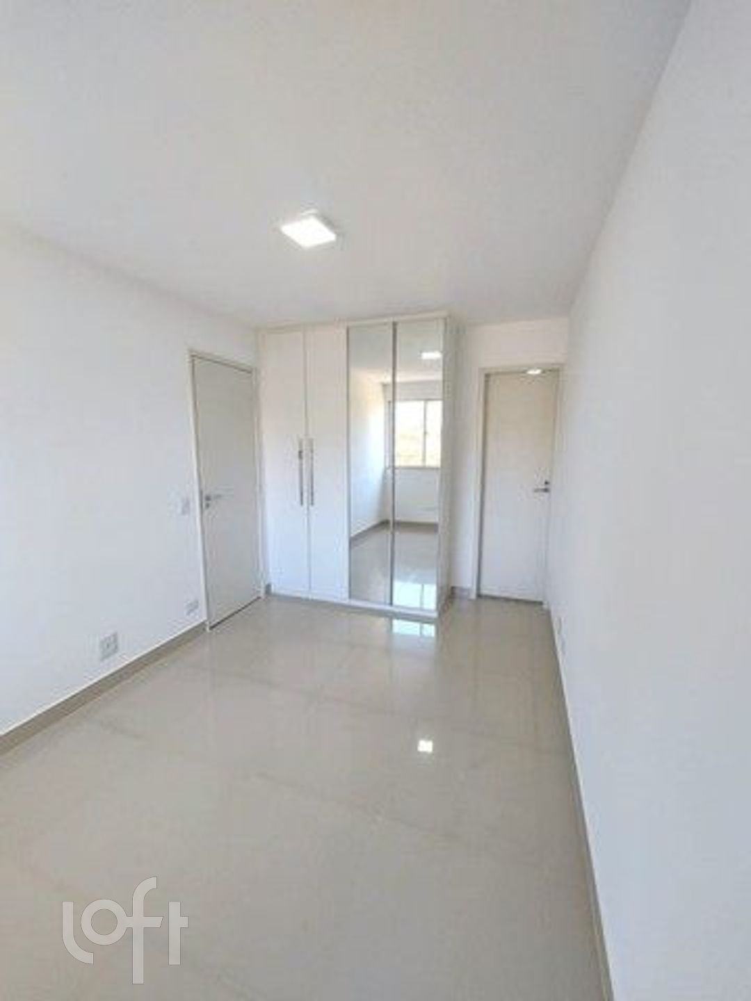 Apartamento à venda com 3 quartos, 90m² - Foto 4