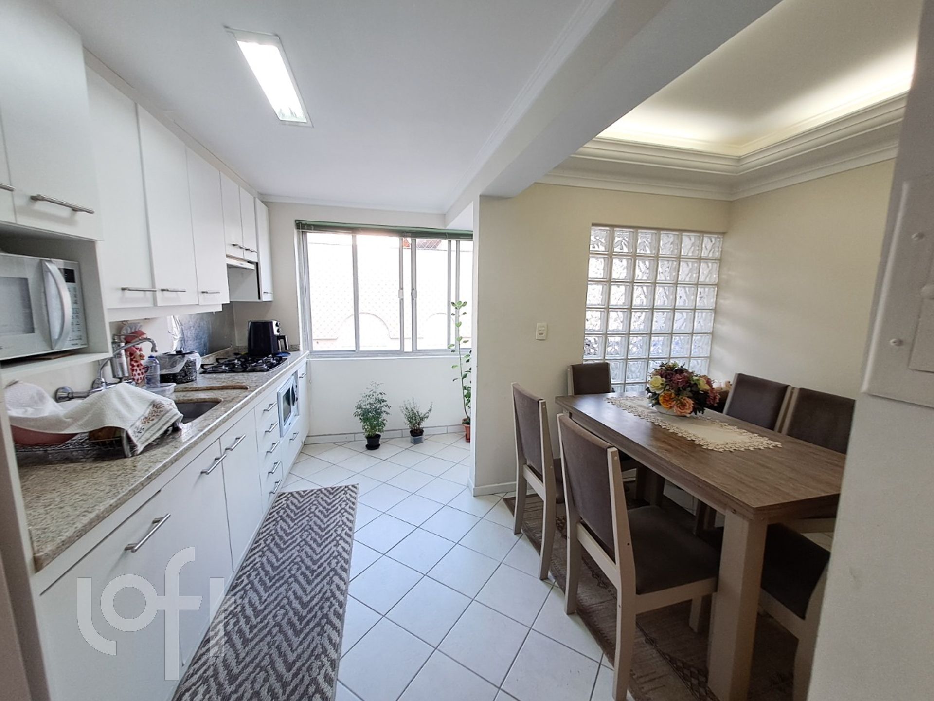 Apartamentos com 78m², 2 quartos, 1 suíte, no bairro Centro em Florianópolis