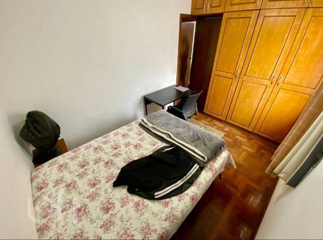 Apartamento à venda com 2 quartos, 85m² - Foto 4