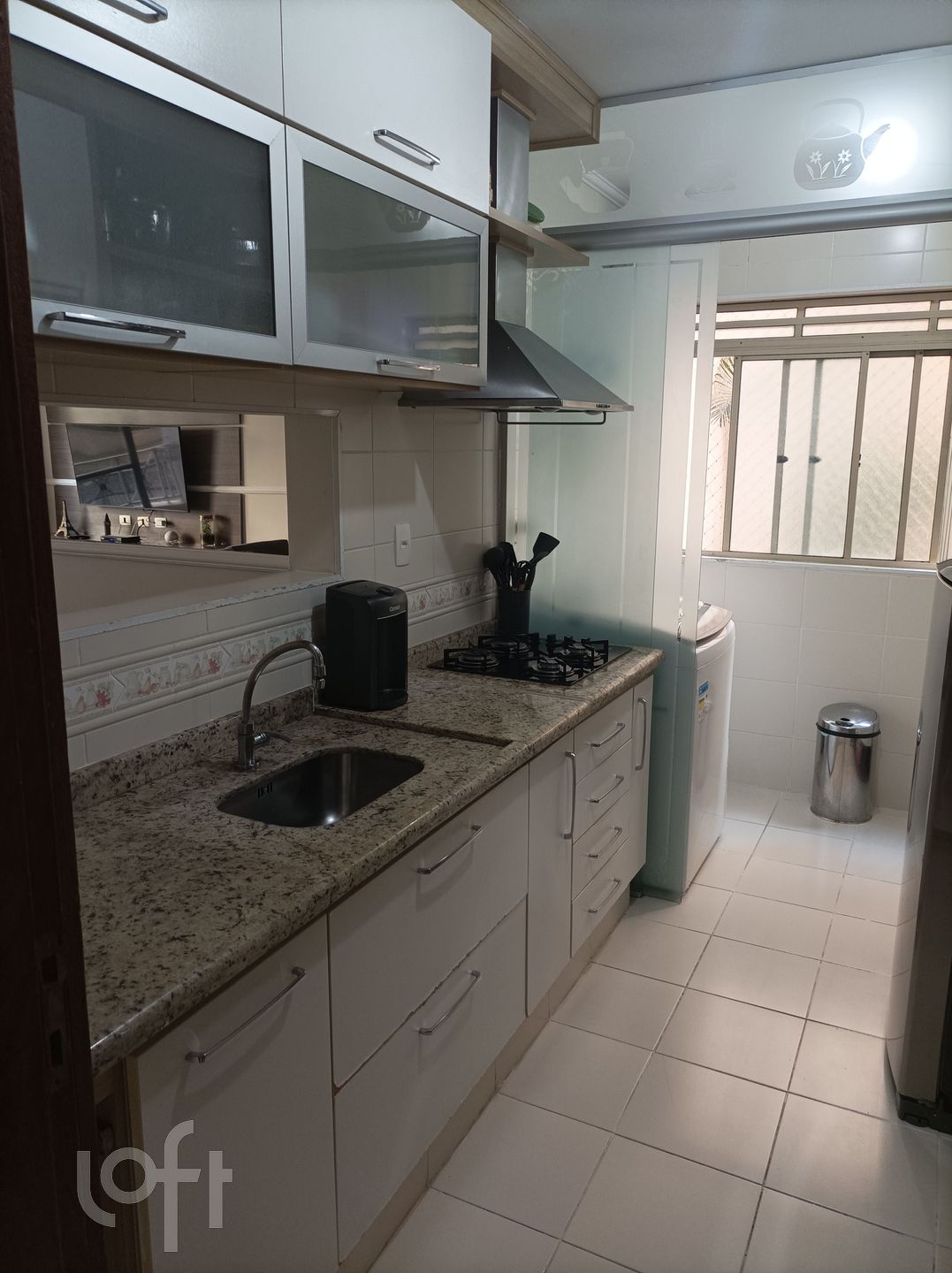 Apartamento à venda com 3 quartos, 74m² - Foto 4