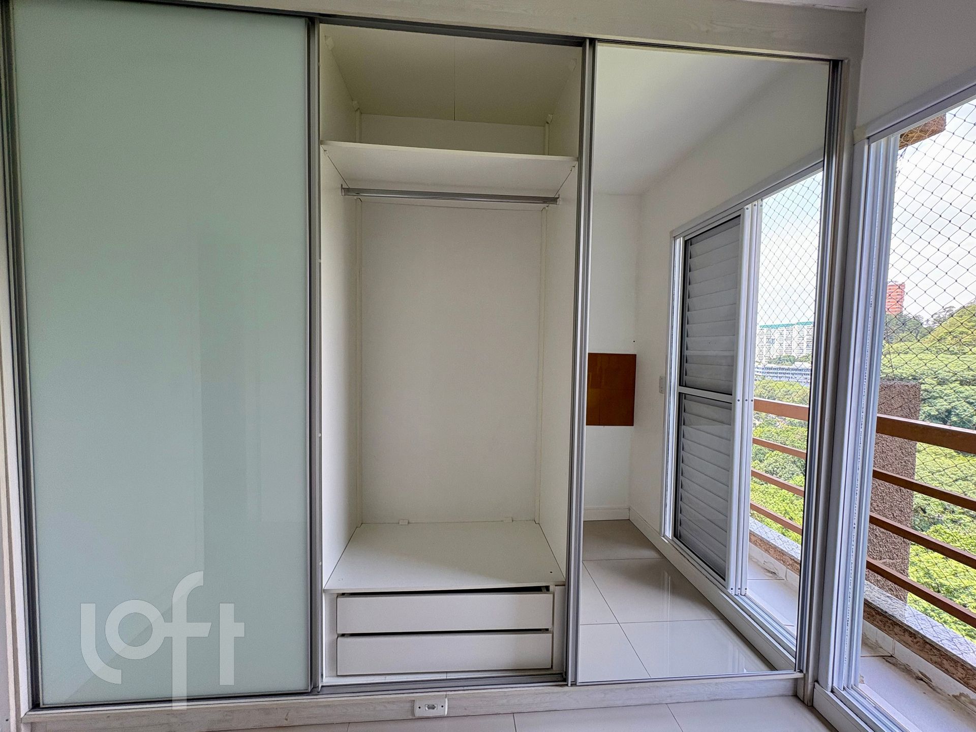 Apartamento à venda com 2 quartos, 45m² - Foto 11