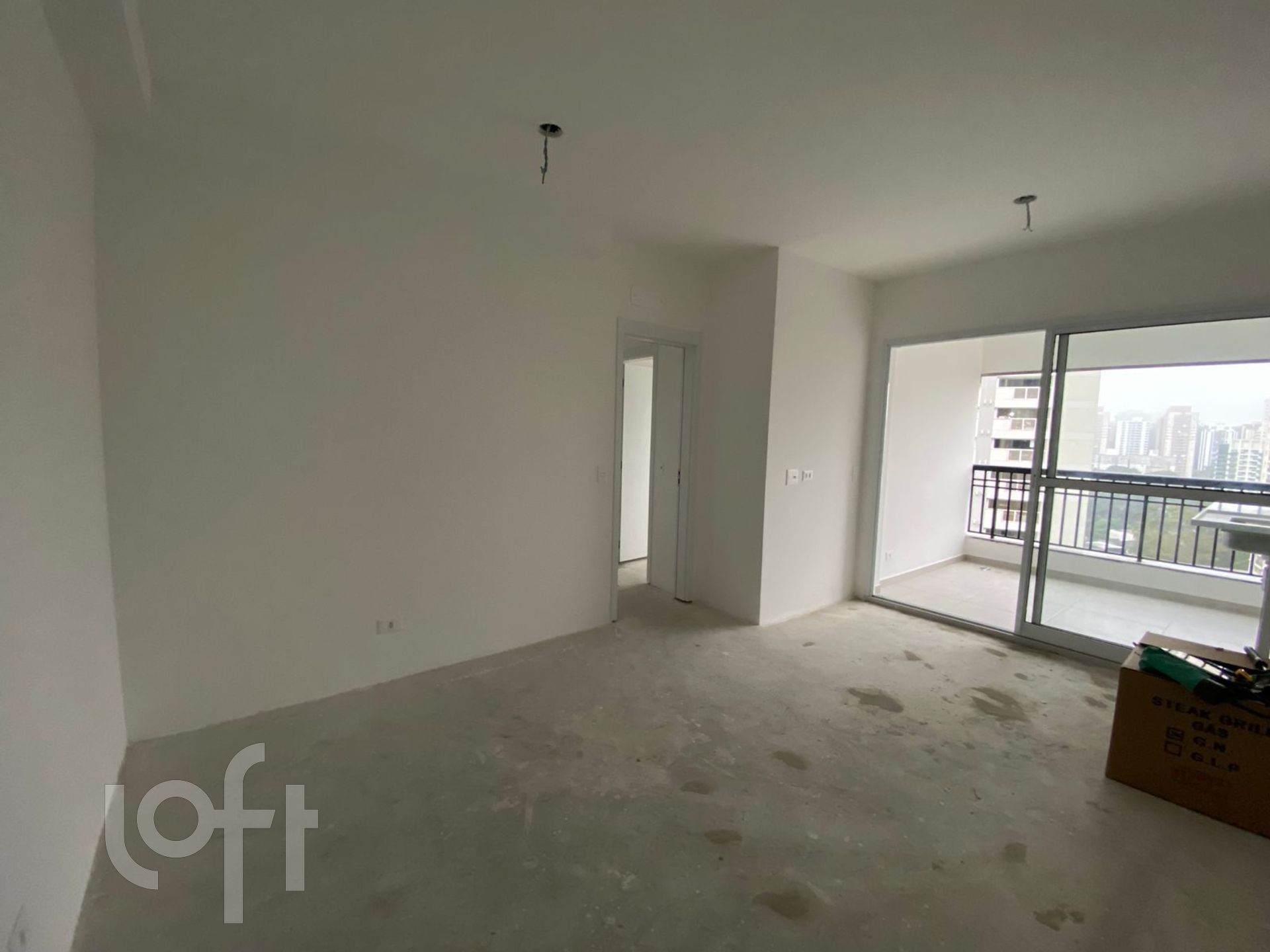 Apartamento à venda com 3 quartos, 82m² - Foto 2