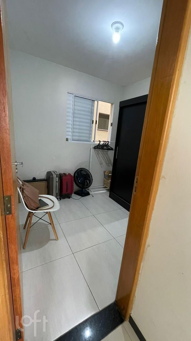 Apartamento à venda com 2 quartos, 44m² - Foto 12