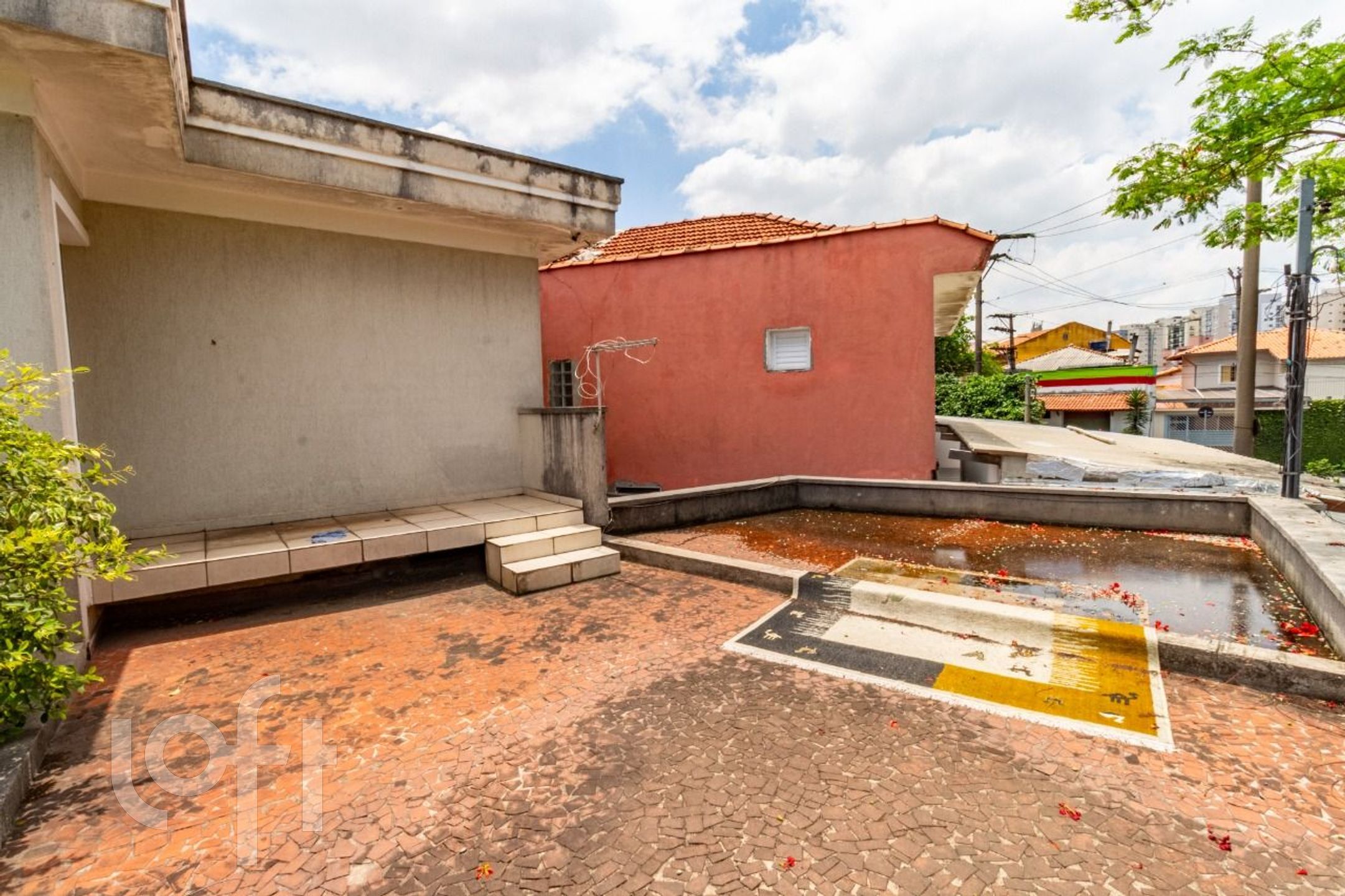 Casa à venda com 4 quartos, 200m² - Foto 25