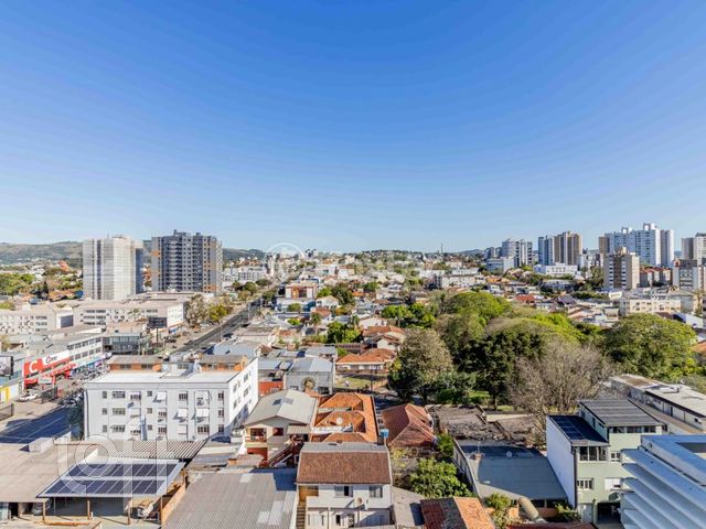 Apartamento com 56m², 2 dormitórios, 1 suíte, 1 vaga, Cristo Redentor em Porto Alegre
