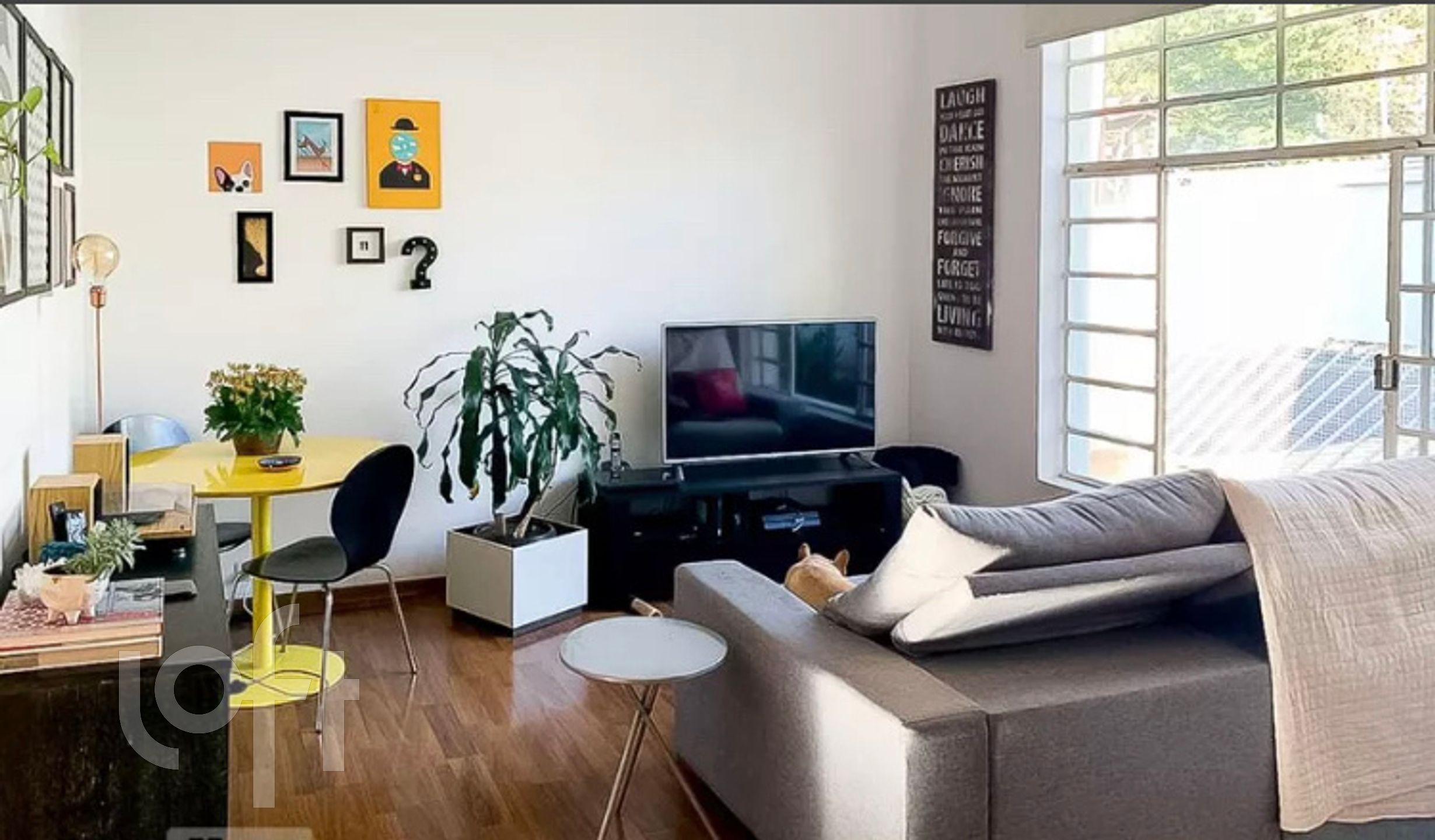 Casa à venda com 3 quartos, 120m² - Foto 2