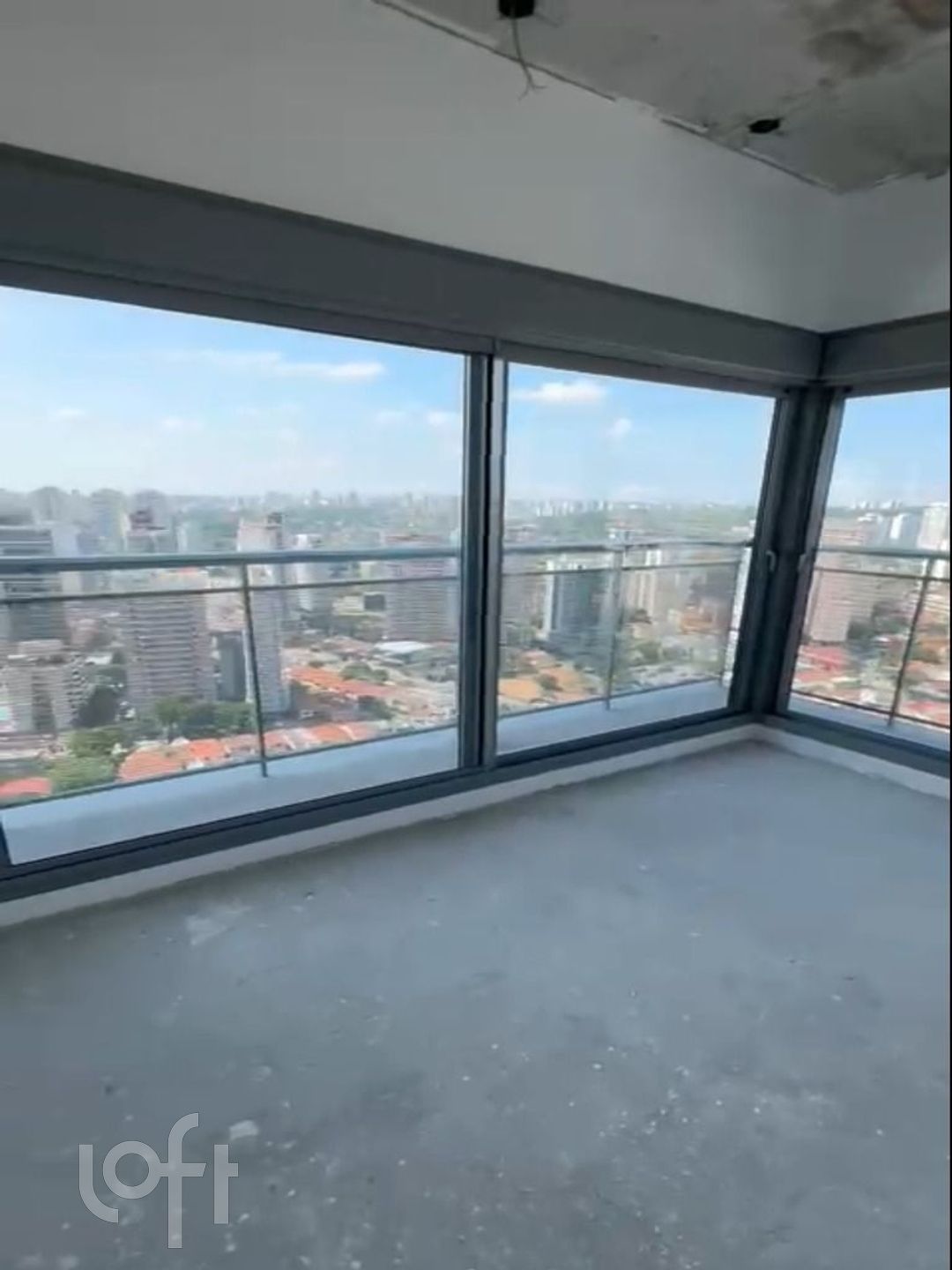 Apartamento à venda com 4 quartos, 167m² - Foto 2