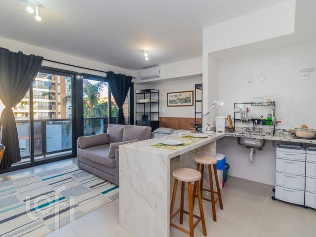 Apartamento com 36m², 1 dormitório, 1 vaga, Boa Vista em Porto Alegre