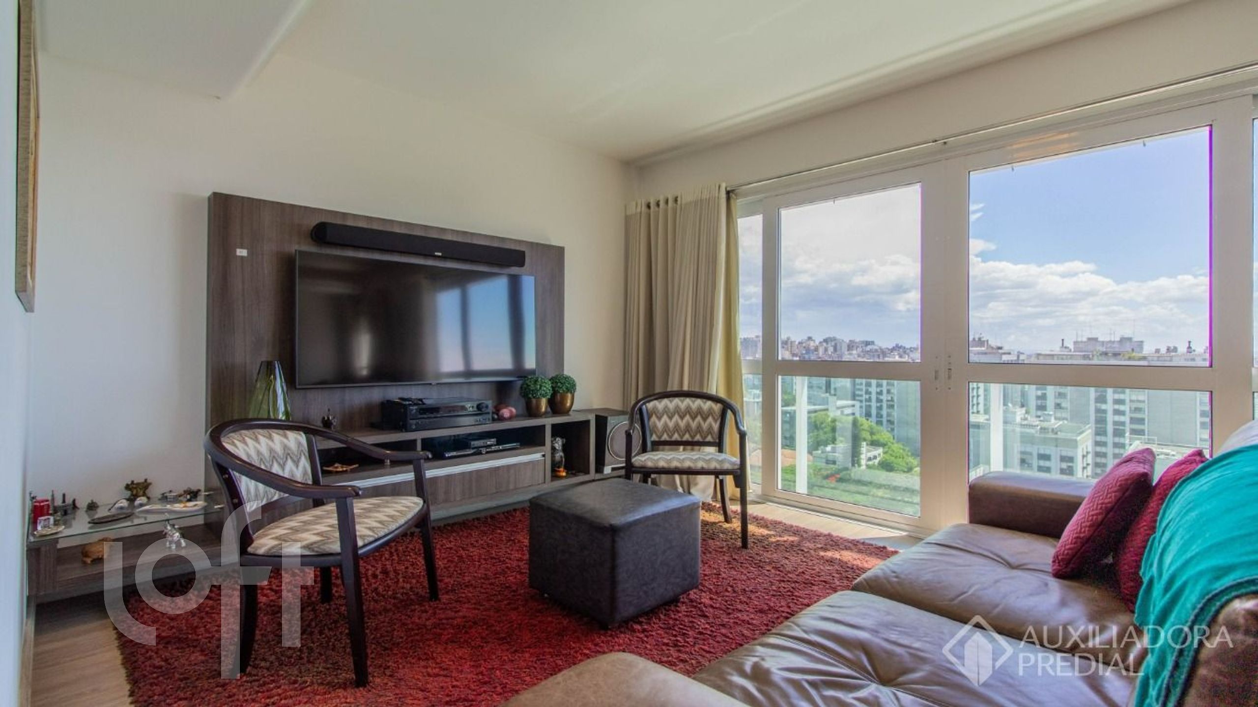 Apartamento com 79m², 3 dormitórios, 1 suíte, 2 vagas, Boa Vista em Porto Alegre