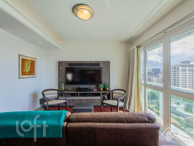 Apartamento com 79m², 3 dormitórios, 1 suíte, 2 vagas, Boa Vista em Porto Alegre