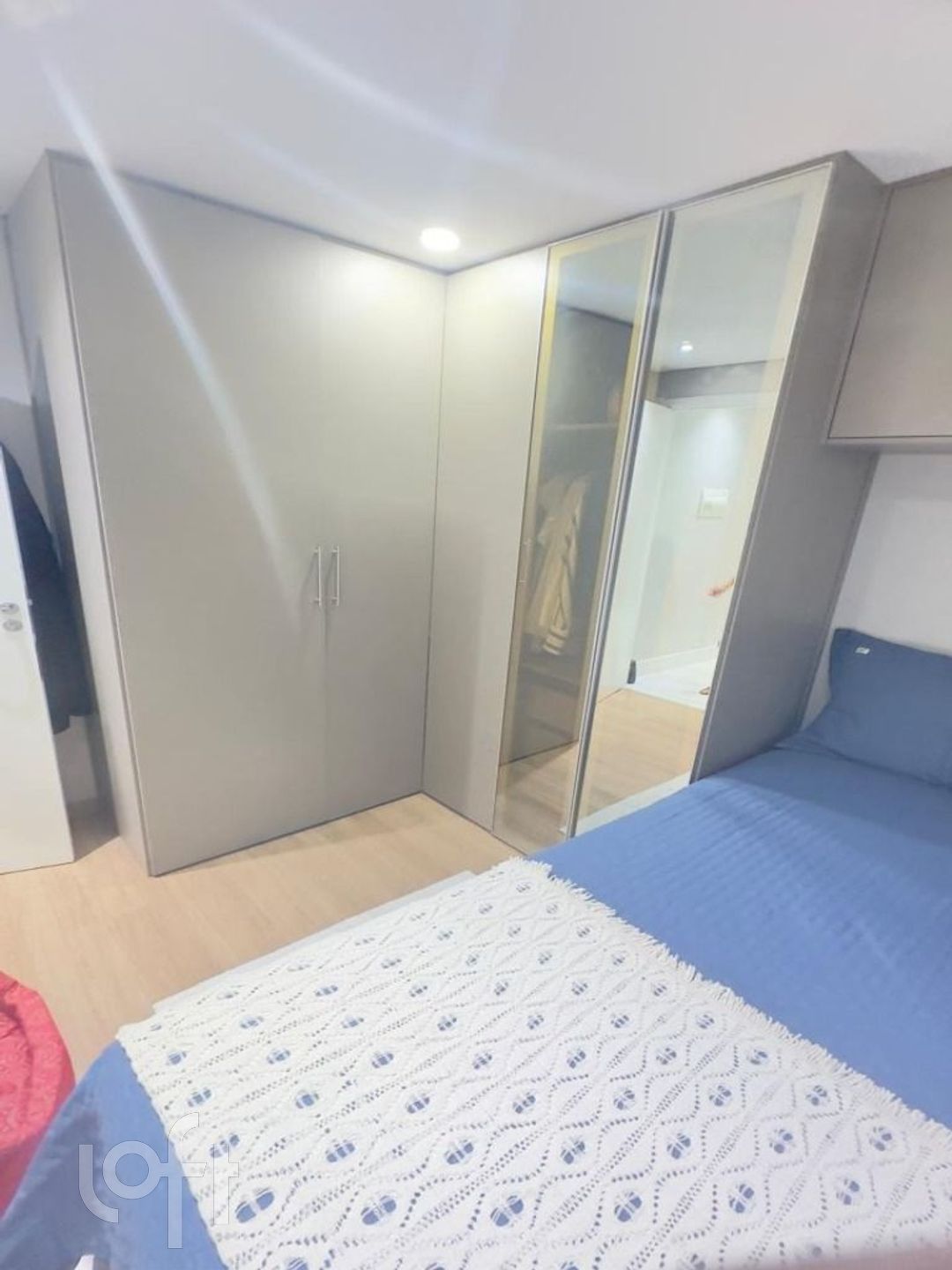 Apartamento à venda com 2 quartos, 40m² - Foto 11