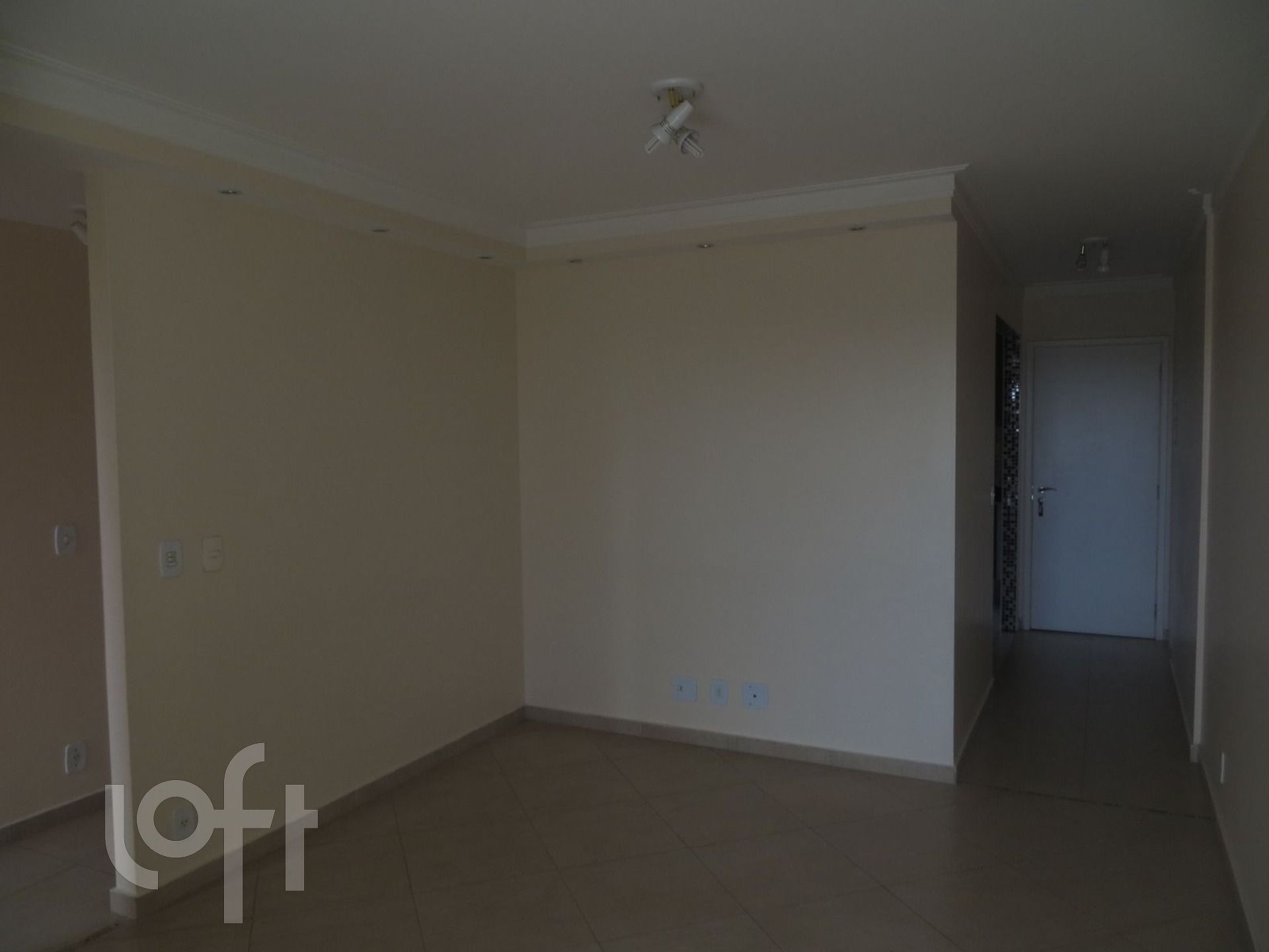 Apartamento à venda com 3 quartos, 72m² - Foto 1