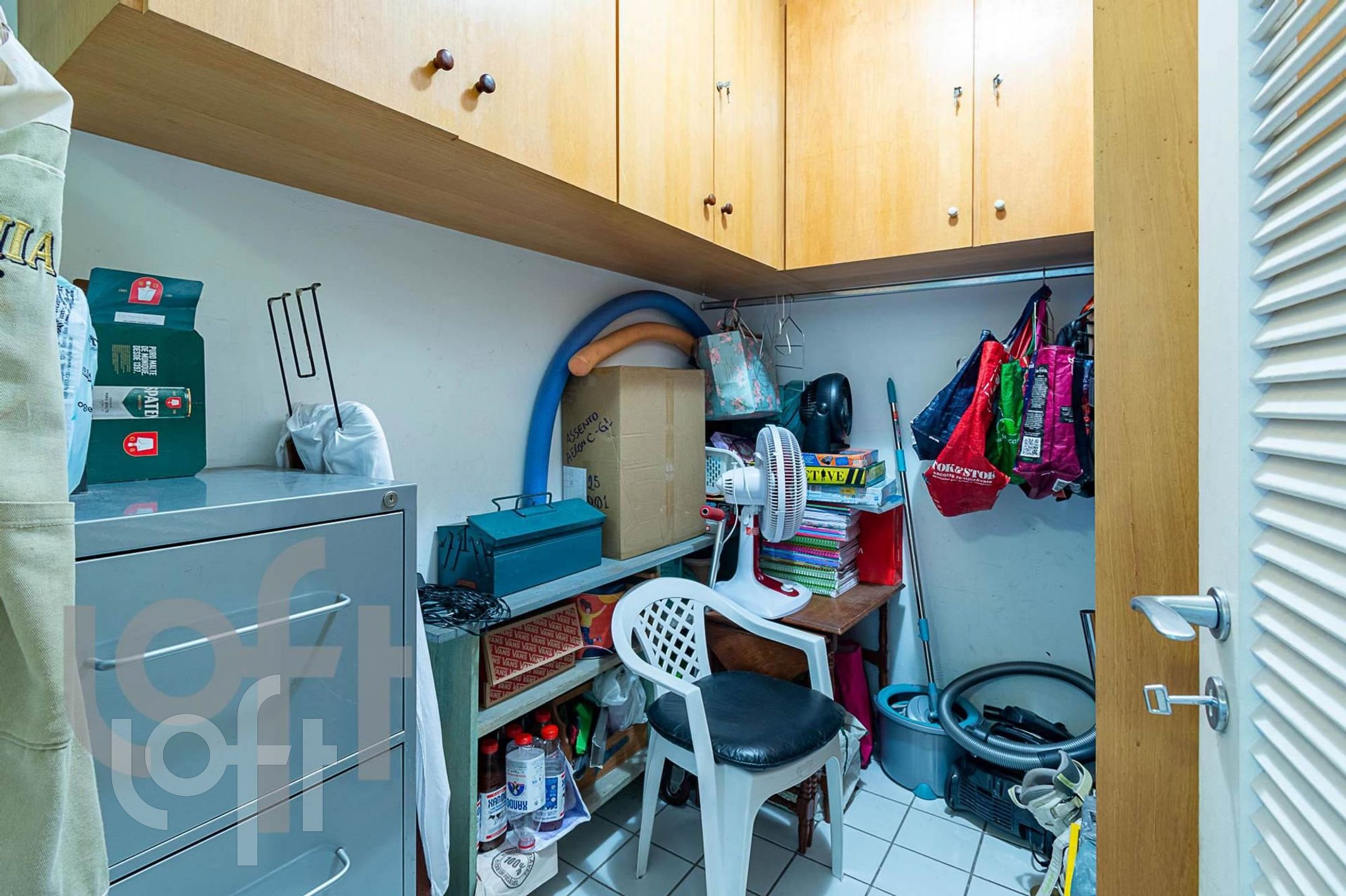 Apartamento à venda com 4 quartos, 167m² - Foto 2