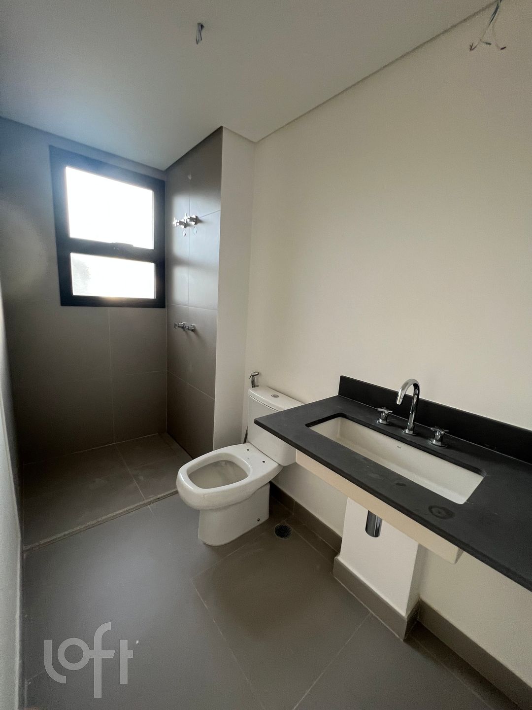 Apartamento à venda com 3 quartos, 142m² - Foto 9