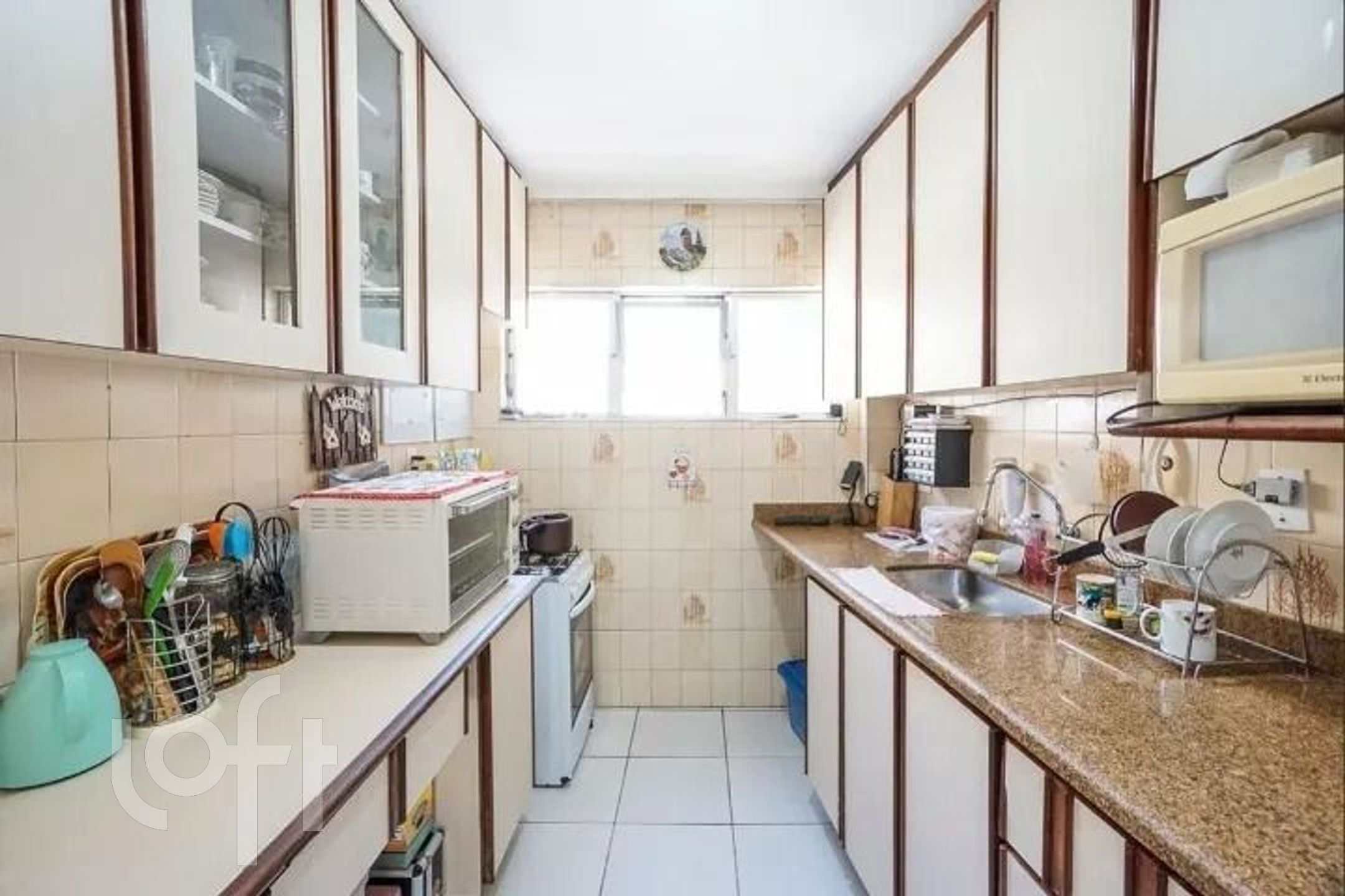 Apartamento à venda com 3 quartos, 85m² - Foto 2