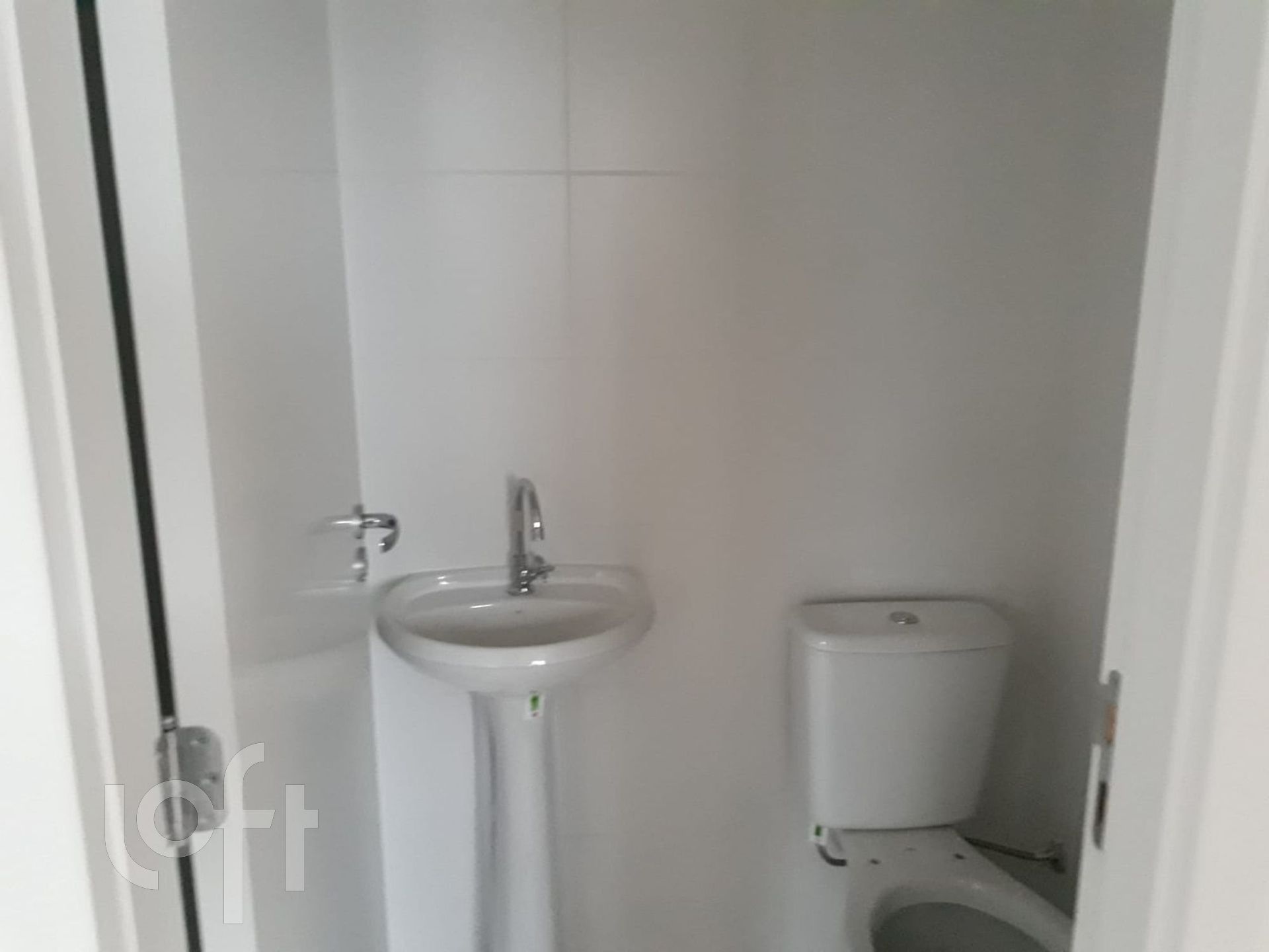 Apartamento à venda com 2 quartos, 32m² - Foto 2