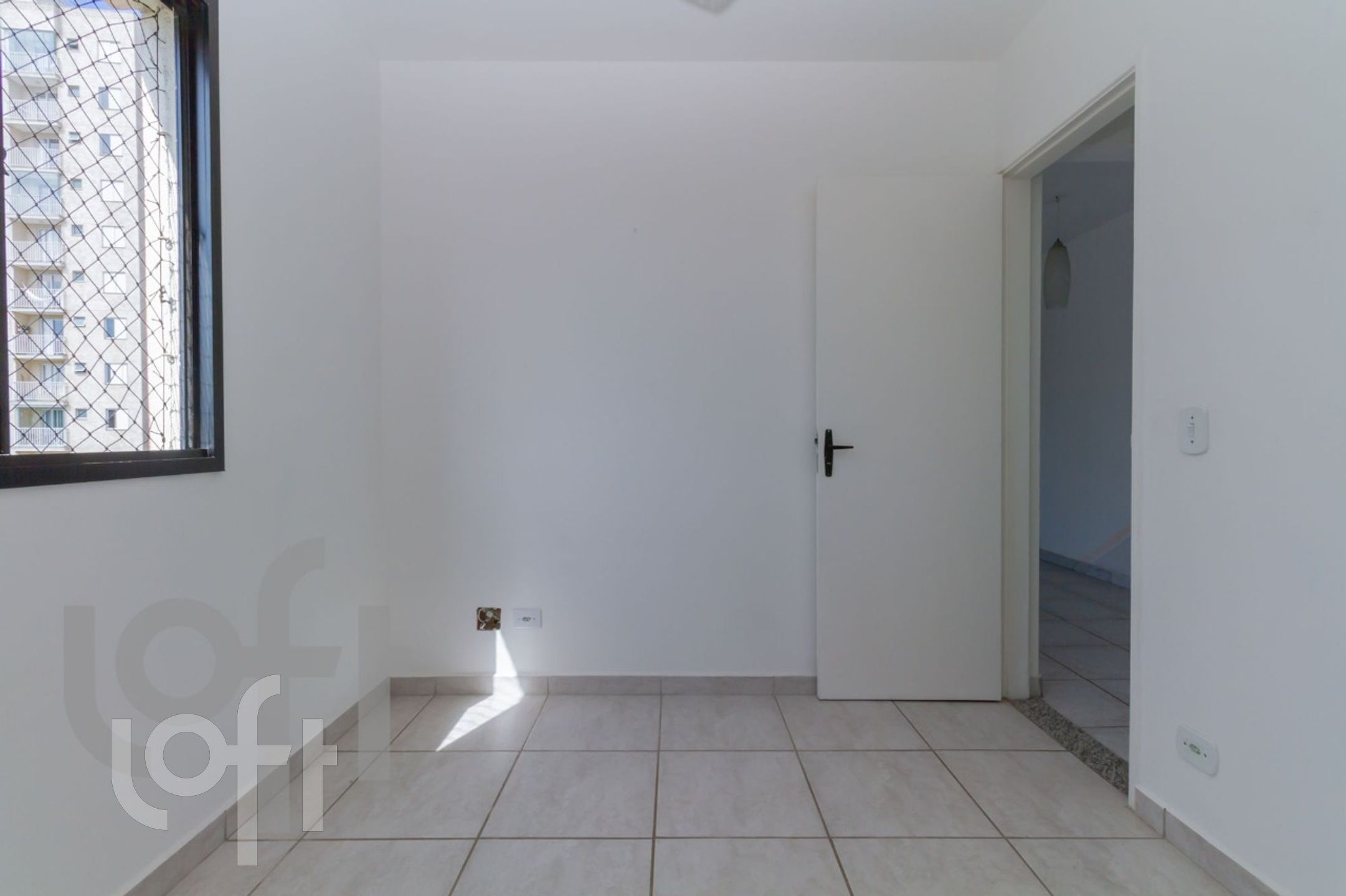 Apartamento à venda com 2 quartos, 56m² - Foto 15