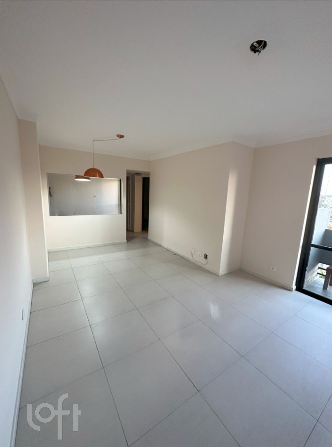 Apartamento à venda com 3 quartos, 74m² - Foto 1