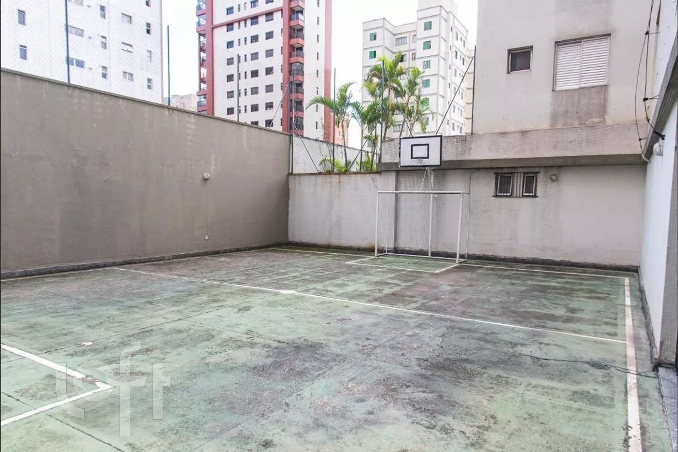 Apartamento à venda com 2 quartos, 72m² - Foto 3