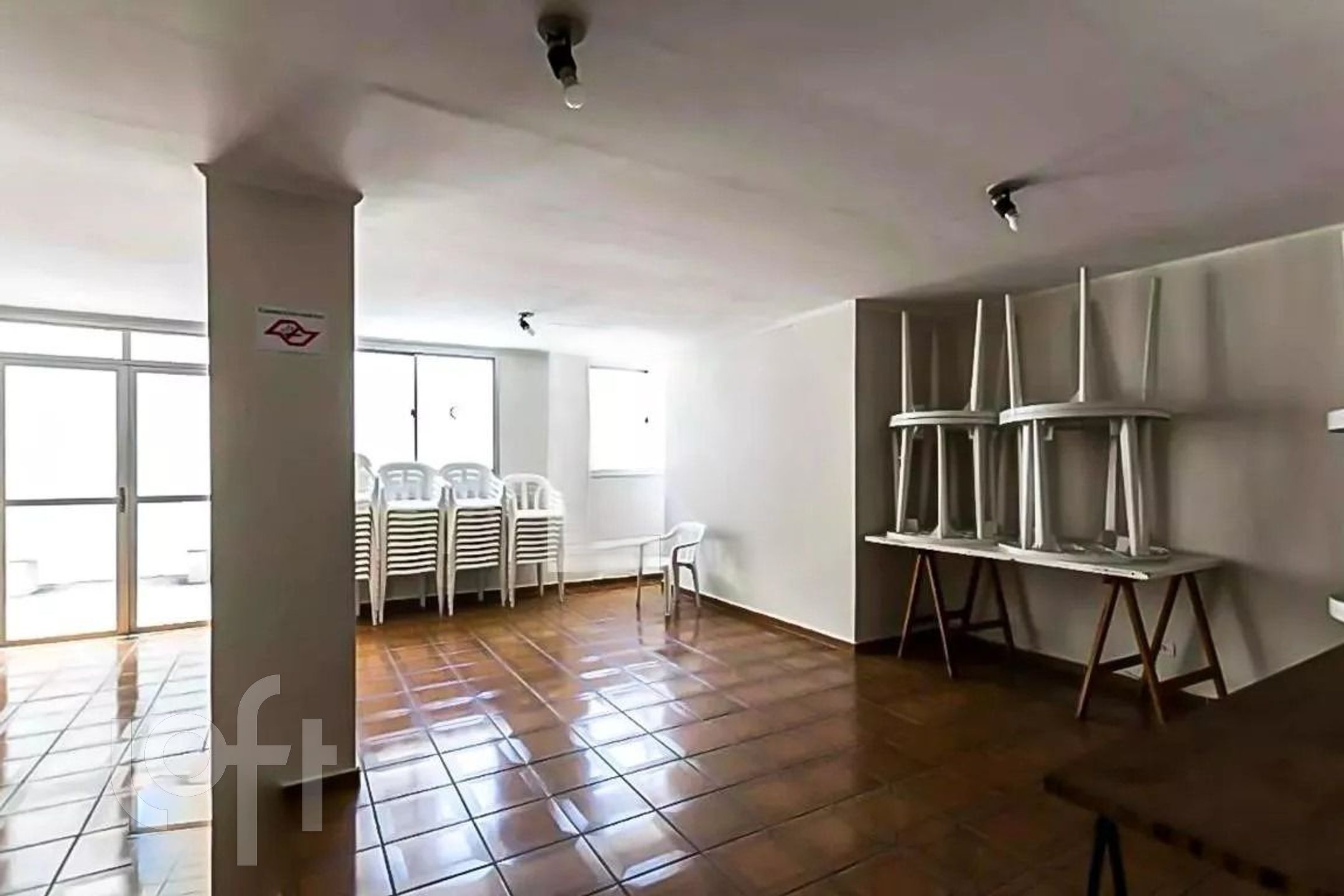 Apartamento à venda com 2 quartos, 72m² - Foto 4