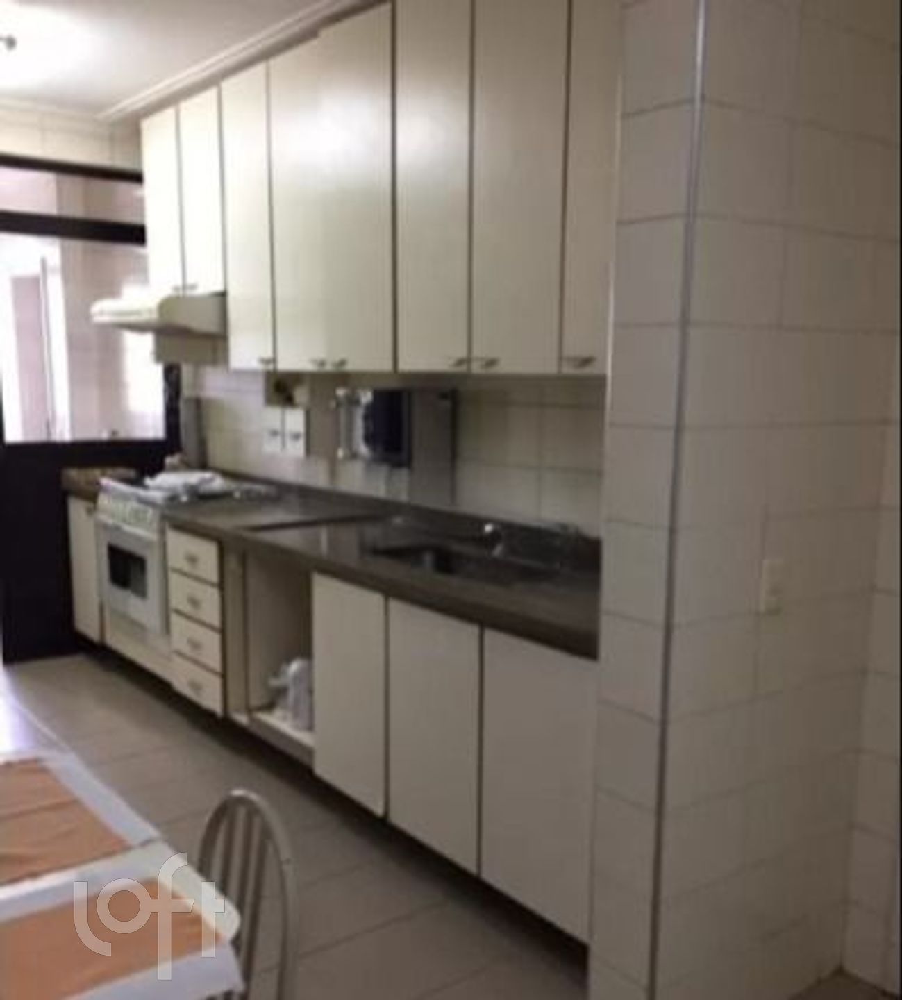 Apartamento à venda com 4 quartos, 150m² - Foto 4