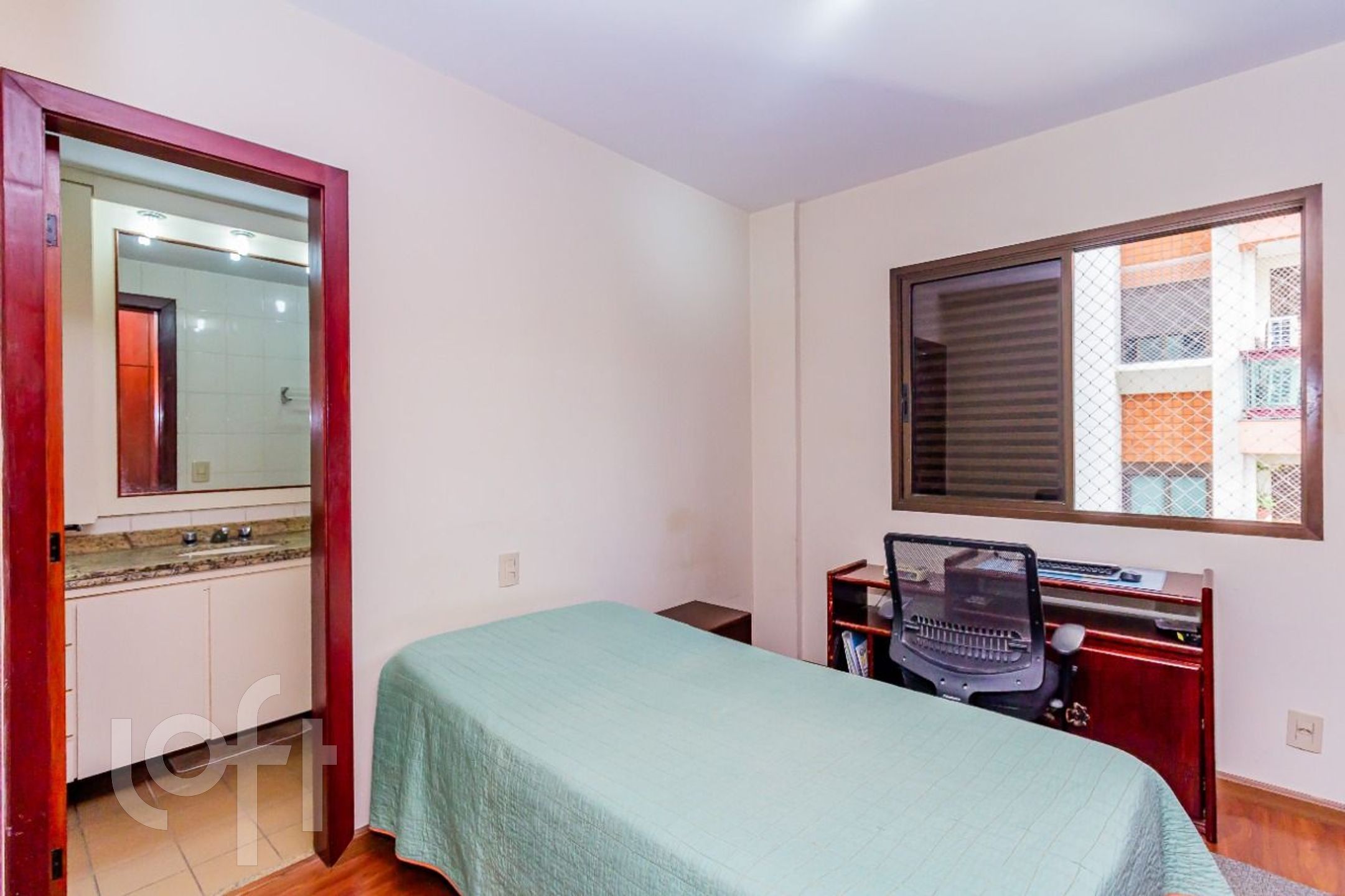 Apartamento à venda com 4 quartos, 140m² - Foto 31