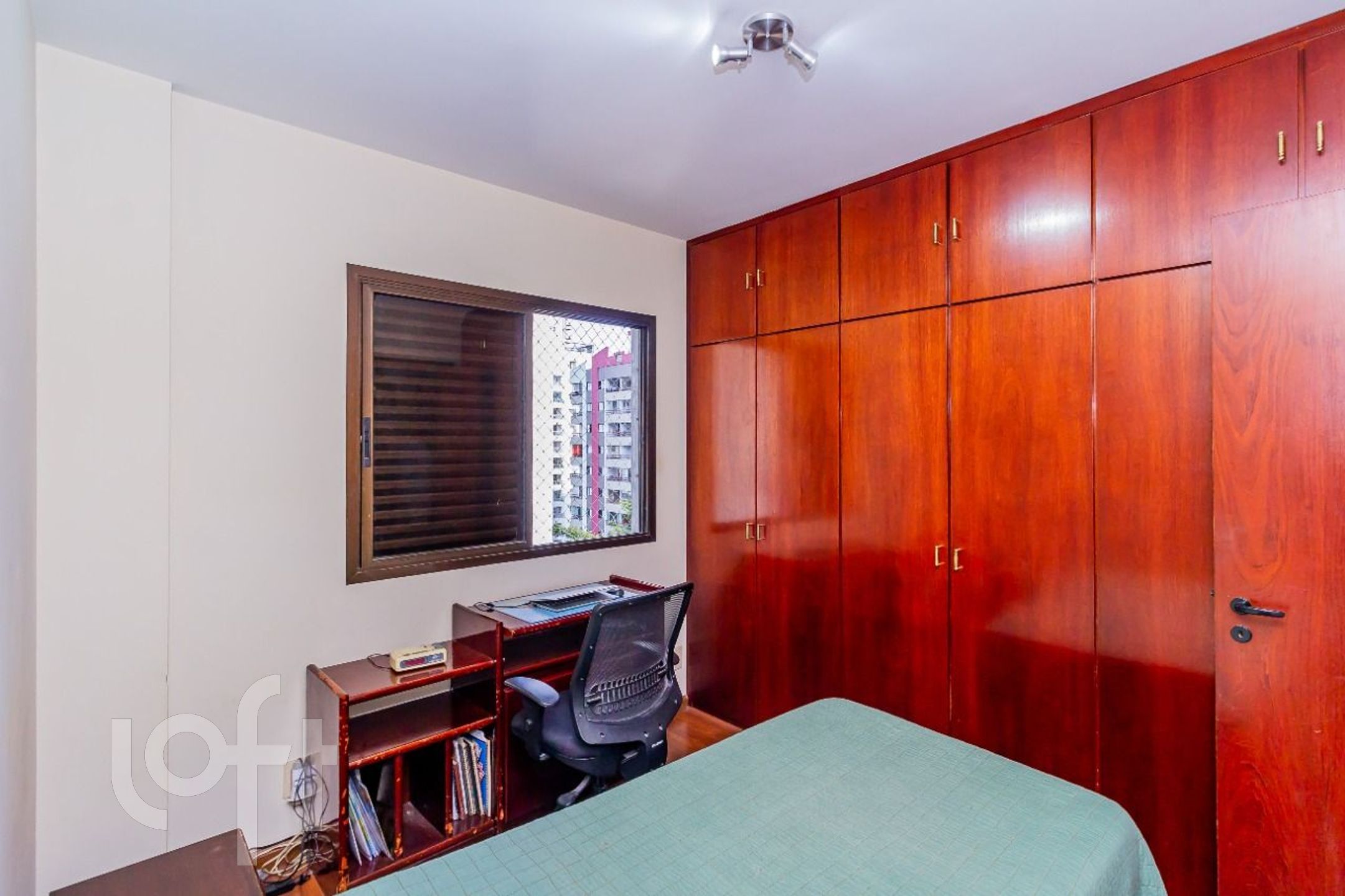 Apartamento à venda com 4 quartos, 140m² - Foto 32