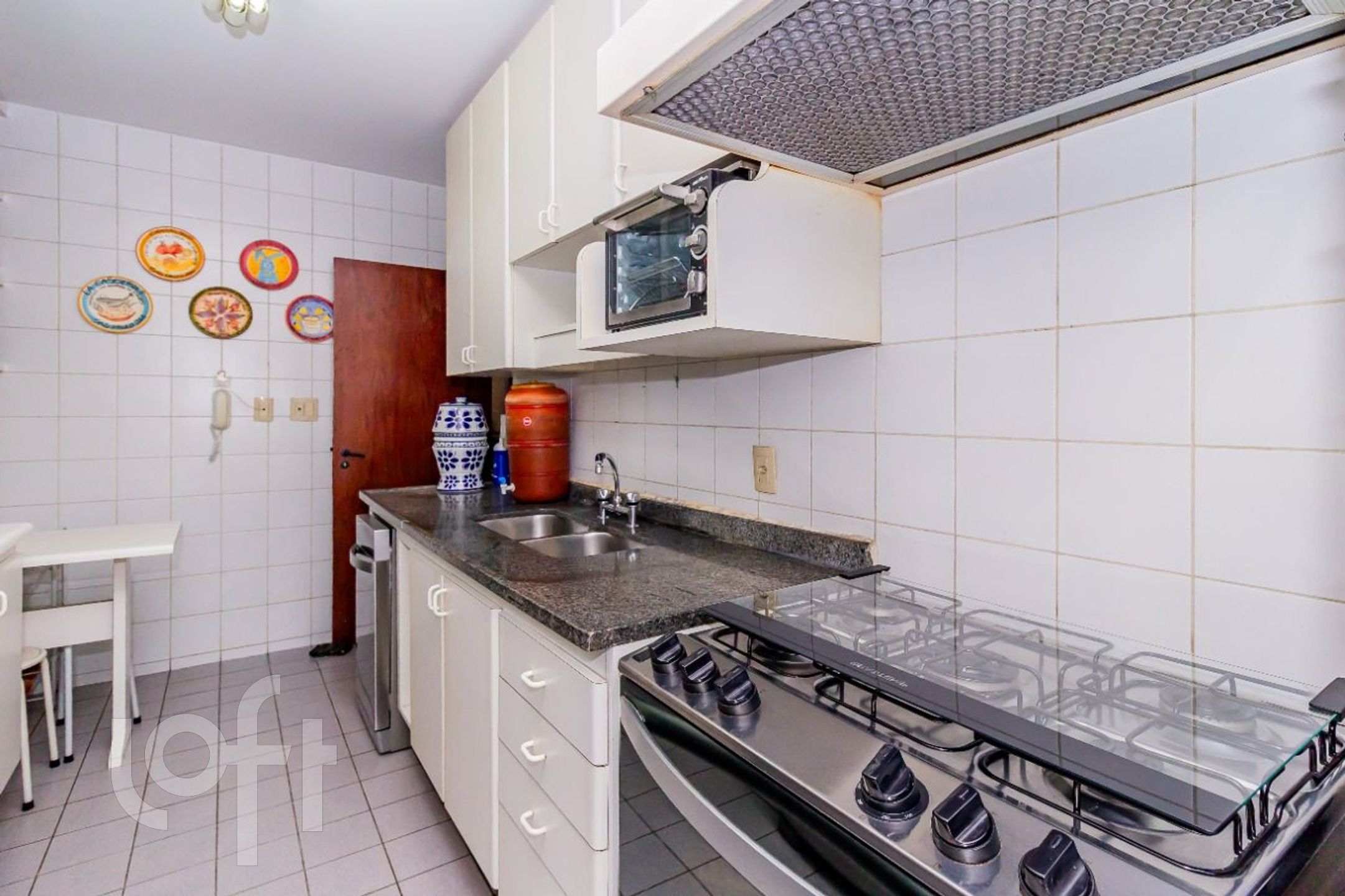 Apartamento à venda com 4 quartos, 140m² - Foto 13