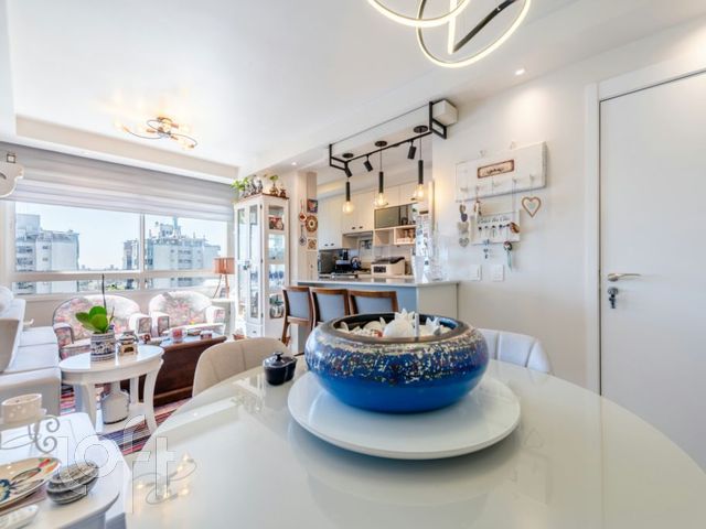 Apartamento com 67m², 3 dormitórios, 1 suíte, 1 vaga, Cristo Redentor em Porto Alegre