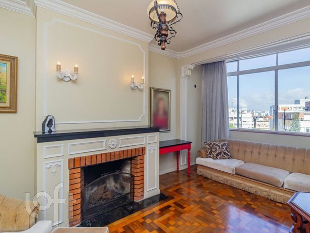 Apartamento com 165m², 3 dormitórios, 1 suíte, 2 vagas, Santana em Porto Alegre