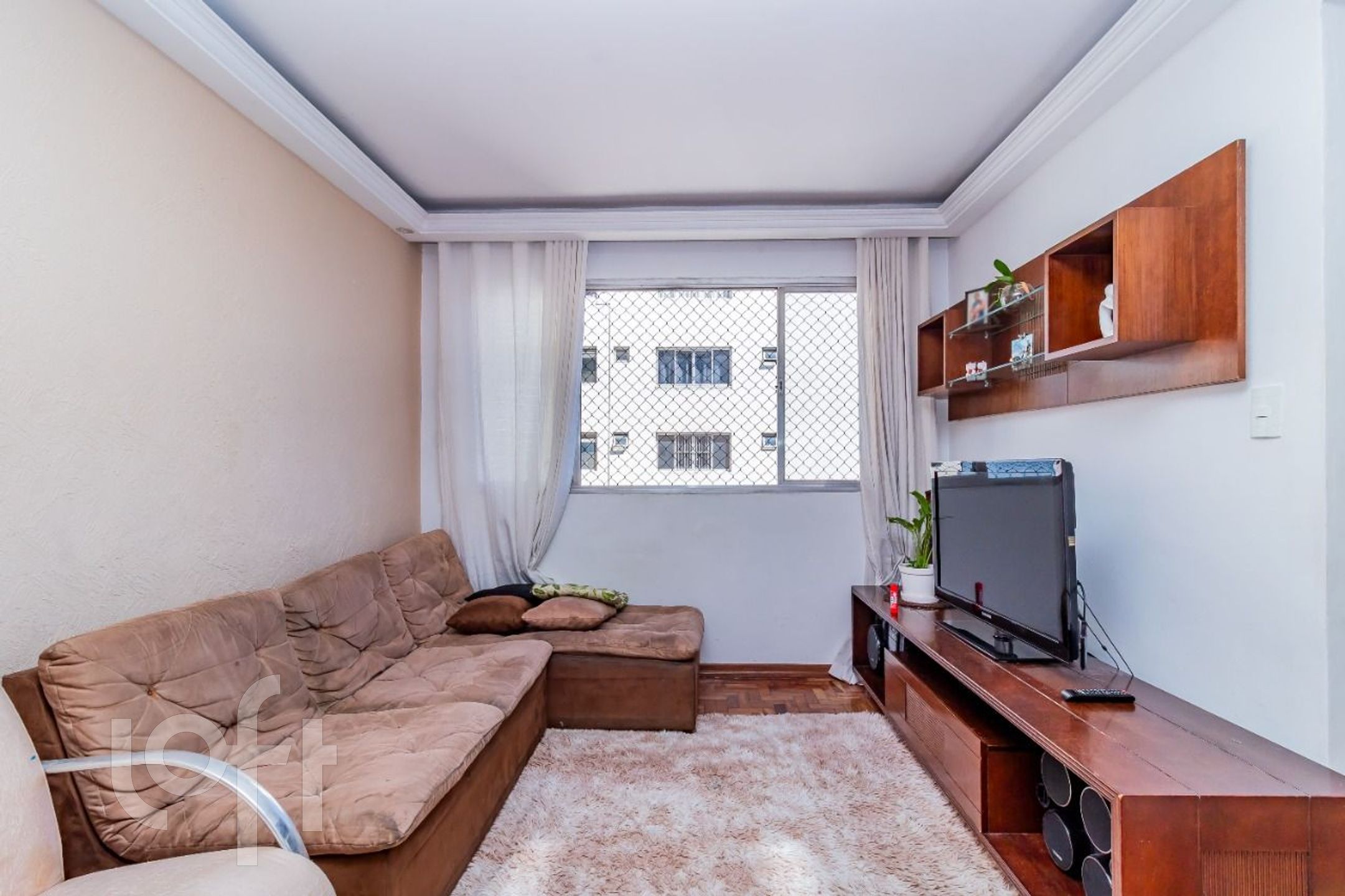 Apartamento à venda com 2 quartos, 70m² - Foto 1