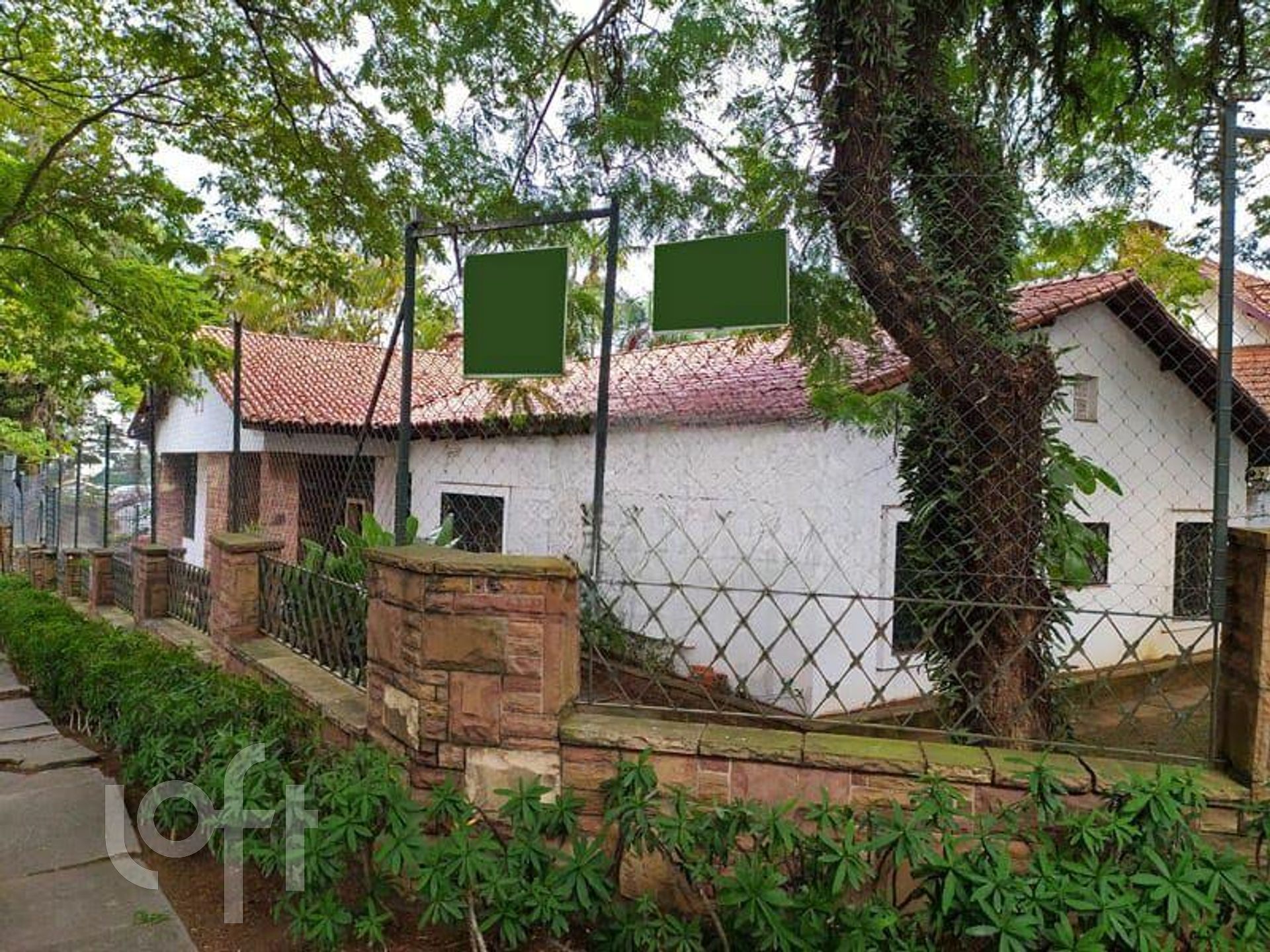 Casa à venda com 2 quartos, 350m² - Foto 2