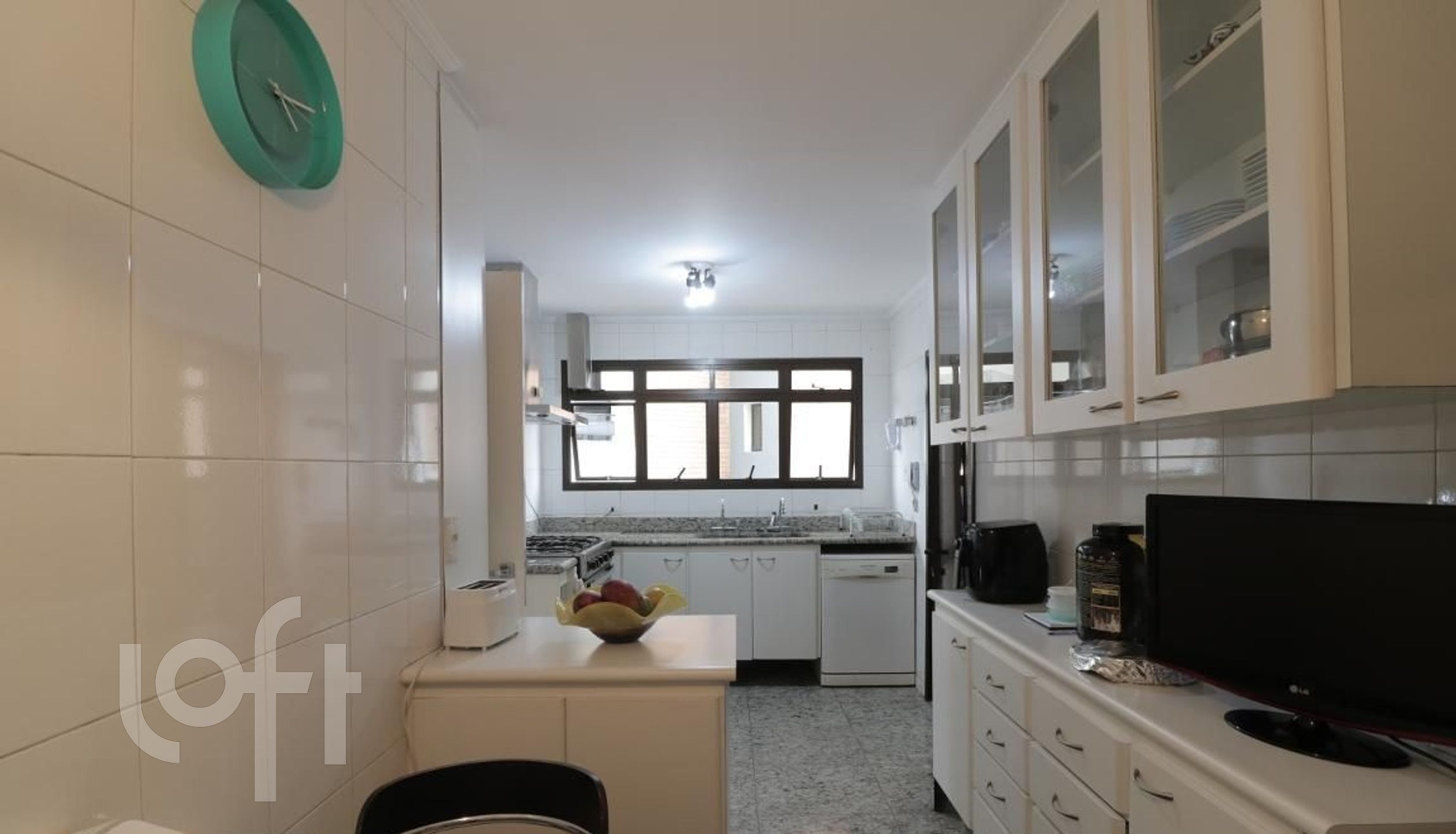 Apartamento à venda com 3 quartos, 186m² - Foto 15