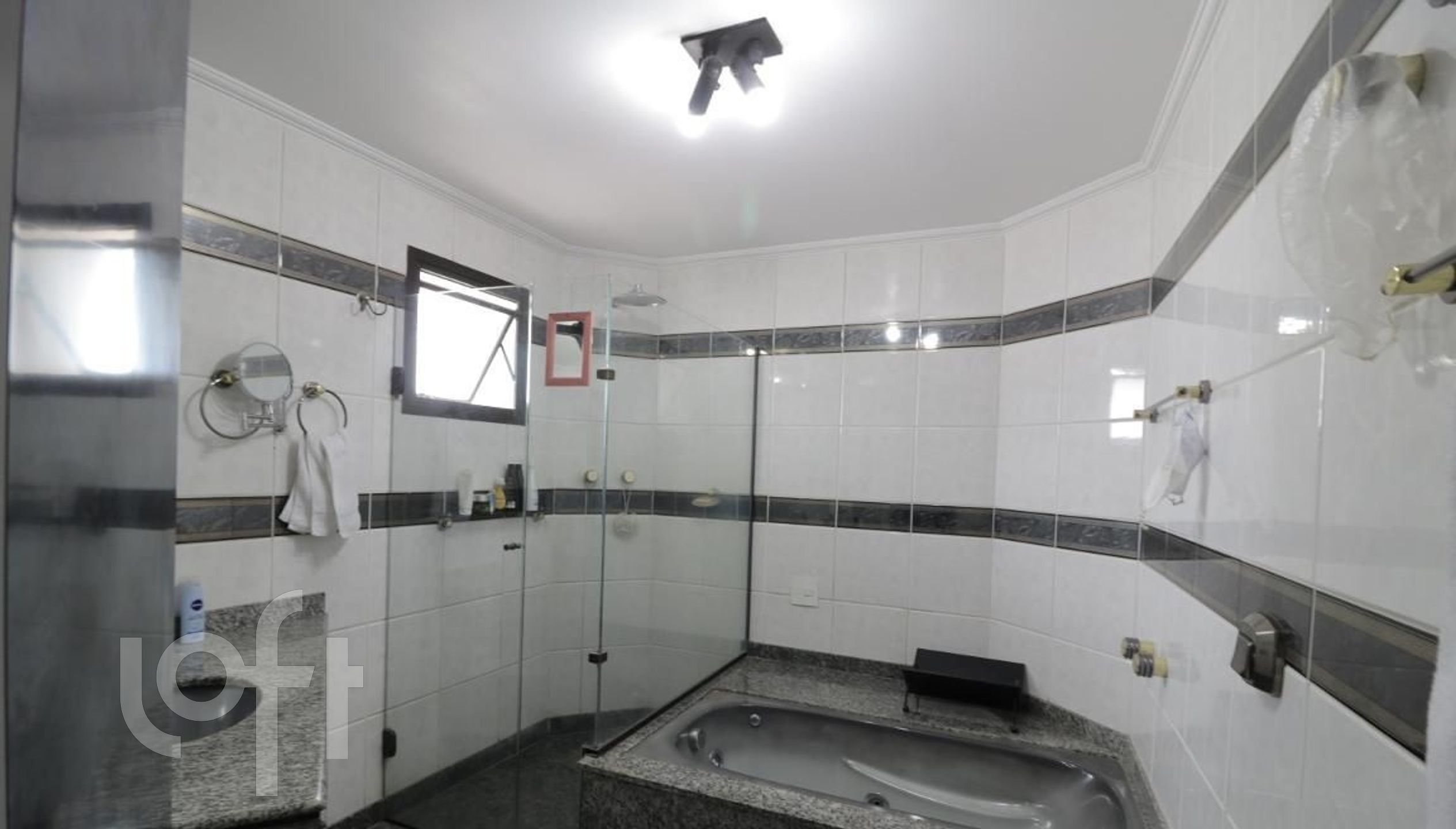 Apartamento à venda com 3 quartos, 186m² - Foto 16