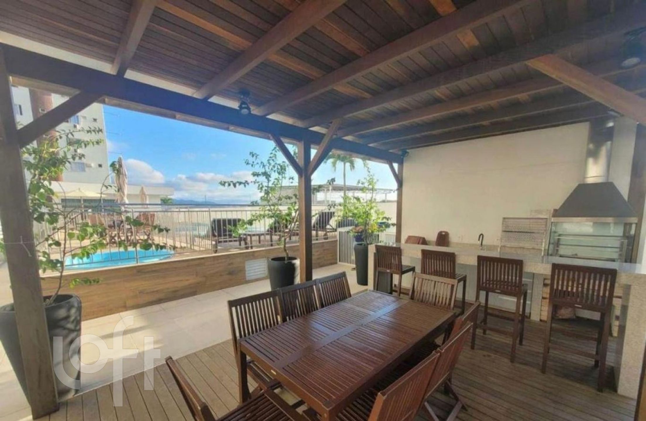 Apartamentos com 135m², 3 quartos, 3 suítes, 3 garagens, no bairro Centro em Balneário Camboriú