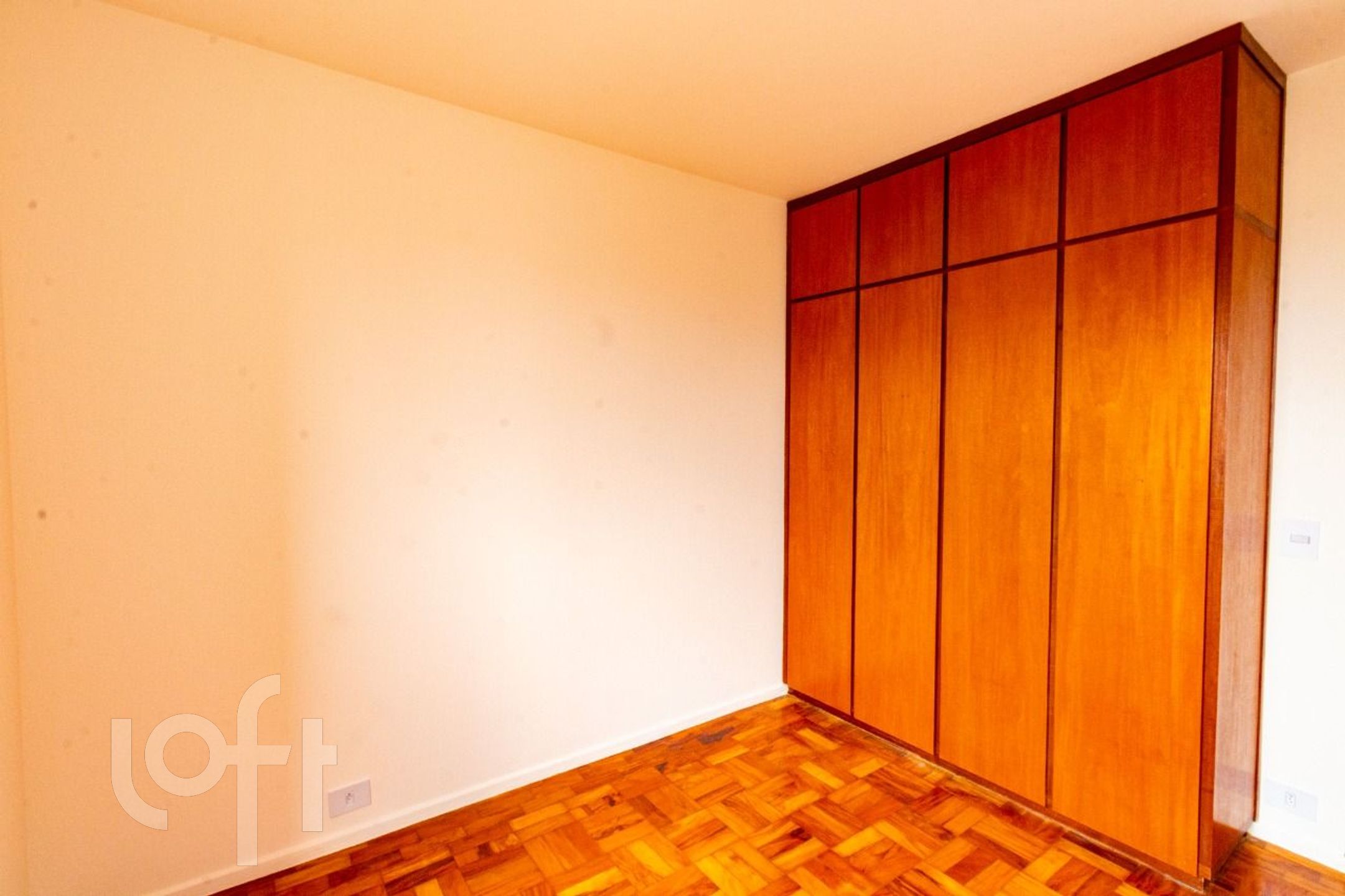 Apartamento à venda com 2 quartos, 68m² - Foto 13